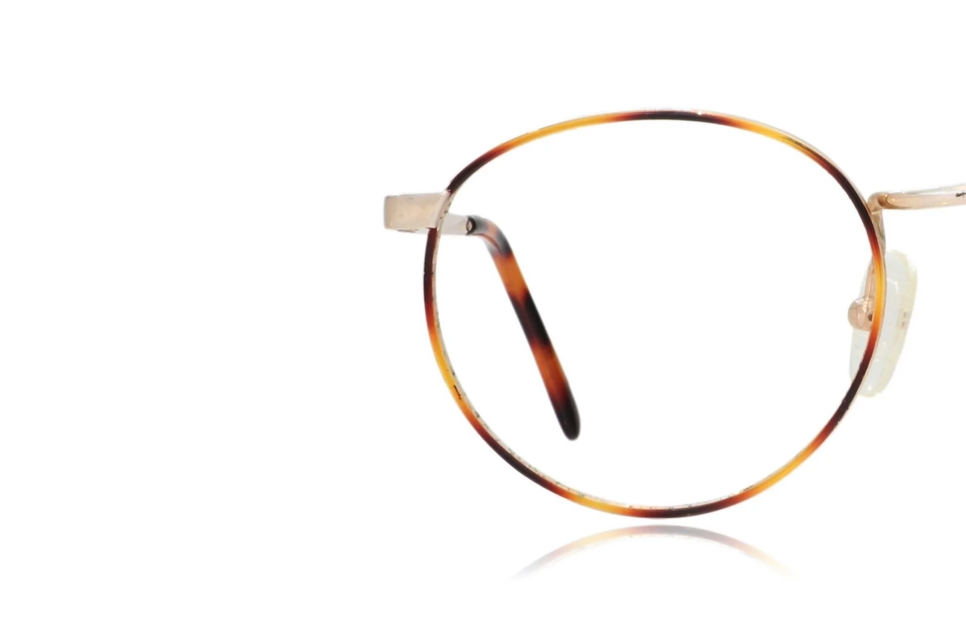 Peep Eyewear, Vintage Glasses Pathfinder Round Tort and Gold