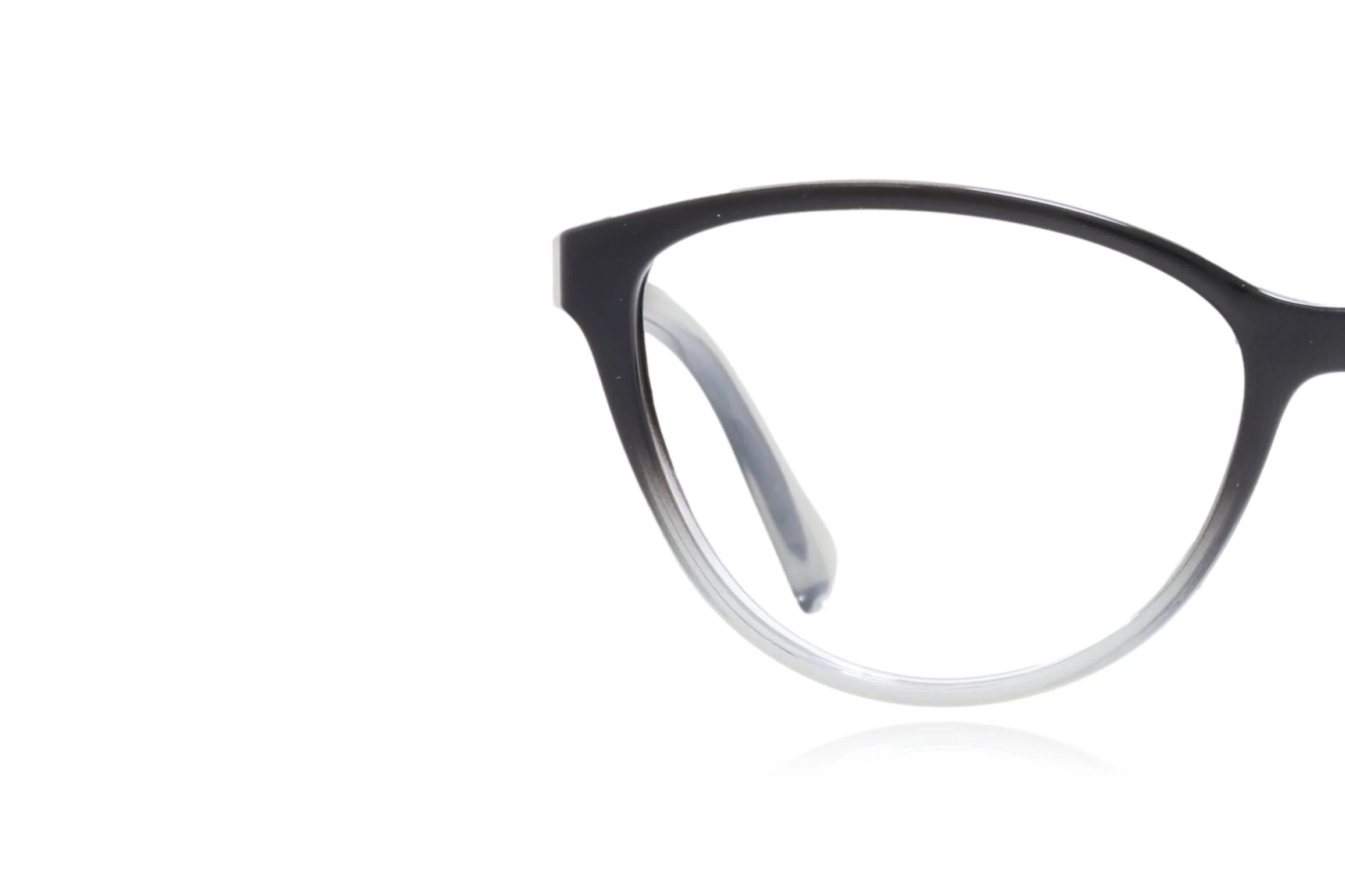 Sustainable second hand restored Armani Exchange AX3053 glasses — Peep