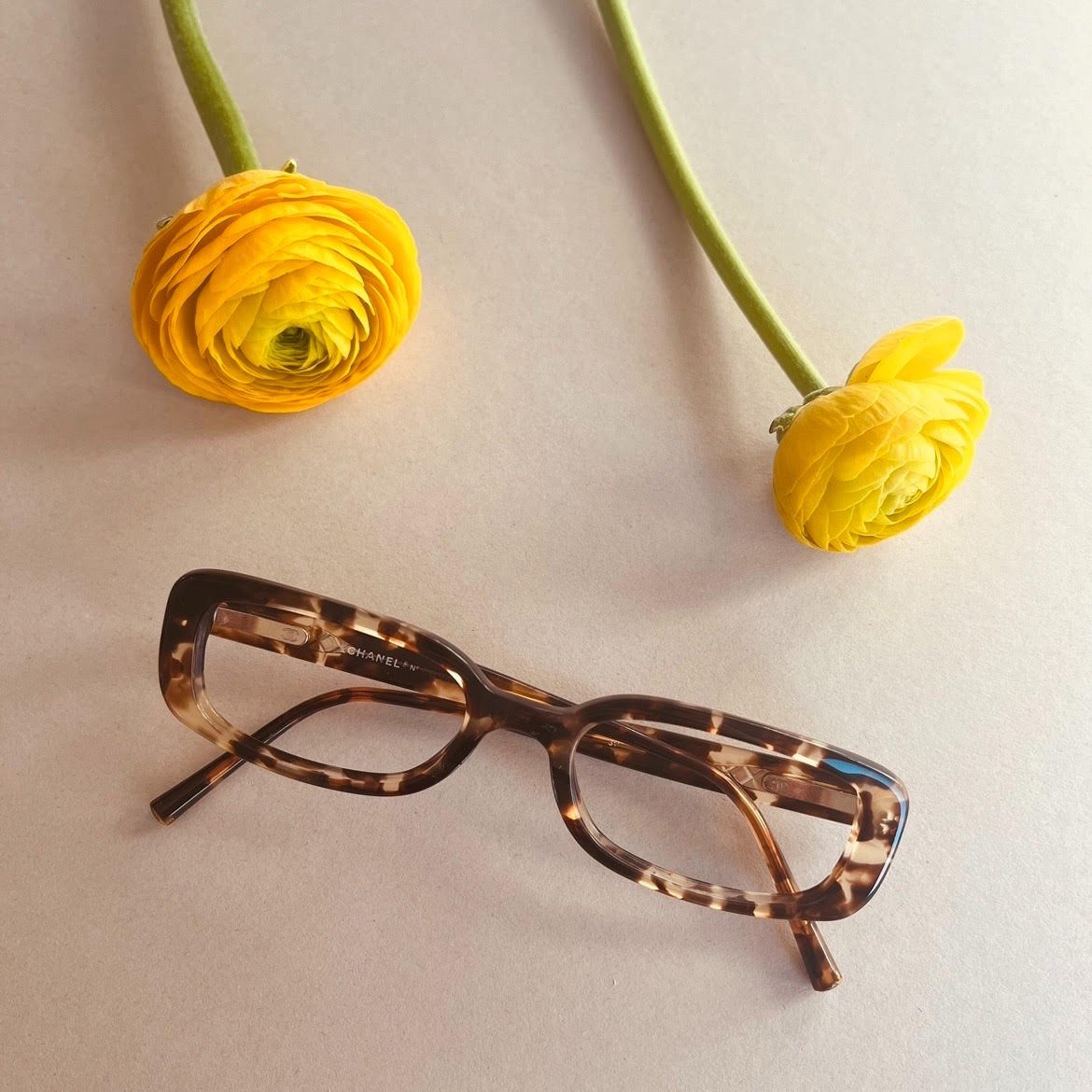 90s sunglasses and Y2K glasses style aesthetic — Peep Eyewear