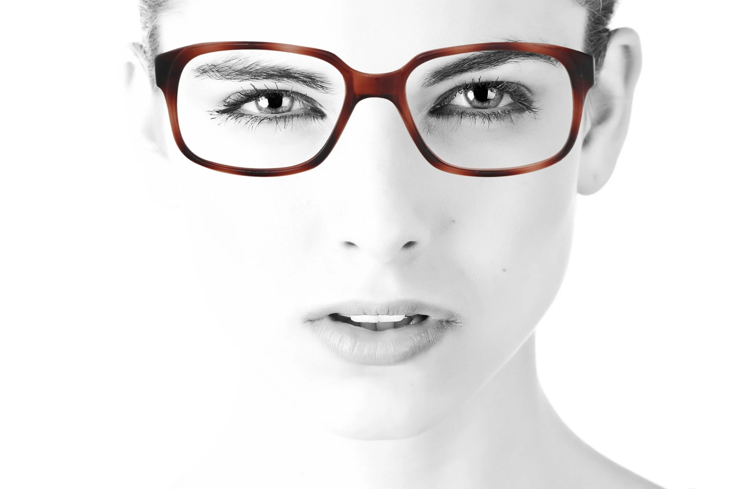 peep eyewear, 60s chunky tortoiseshell glasses Rod Dunelm (1).jpg