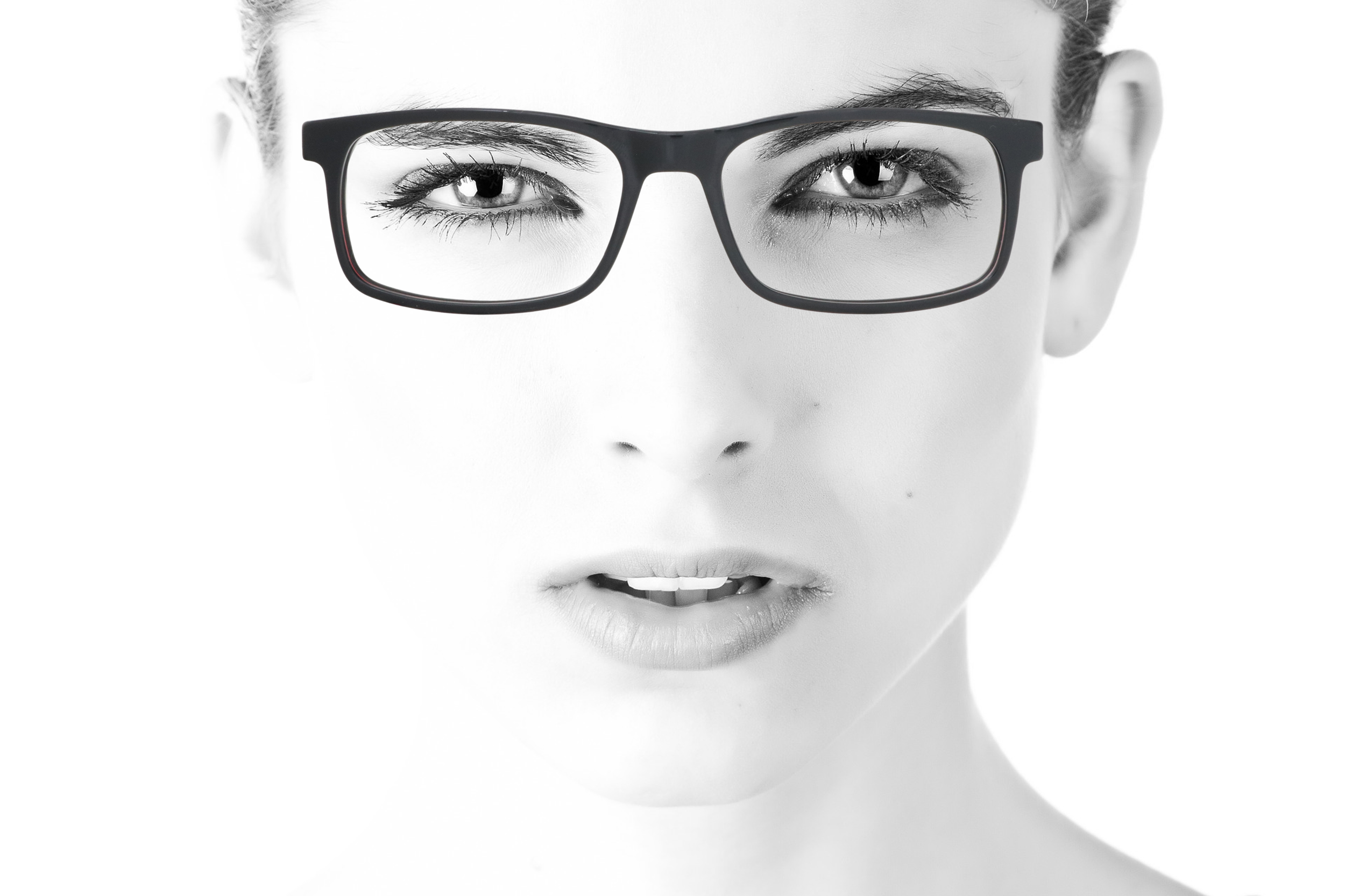 peep eyewear, refurbished Hugo Boss HG04 glasses (1).png
