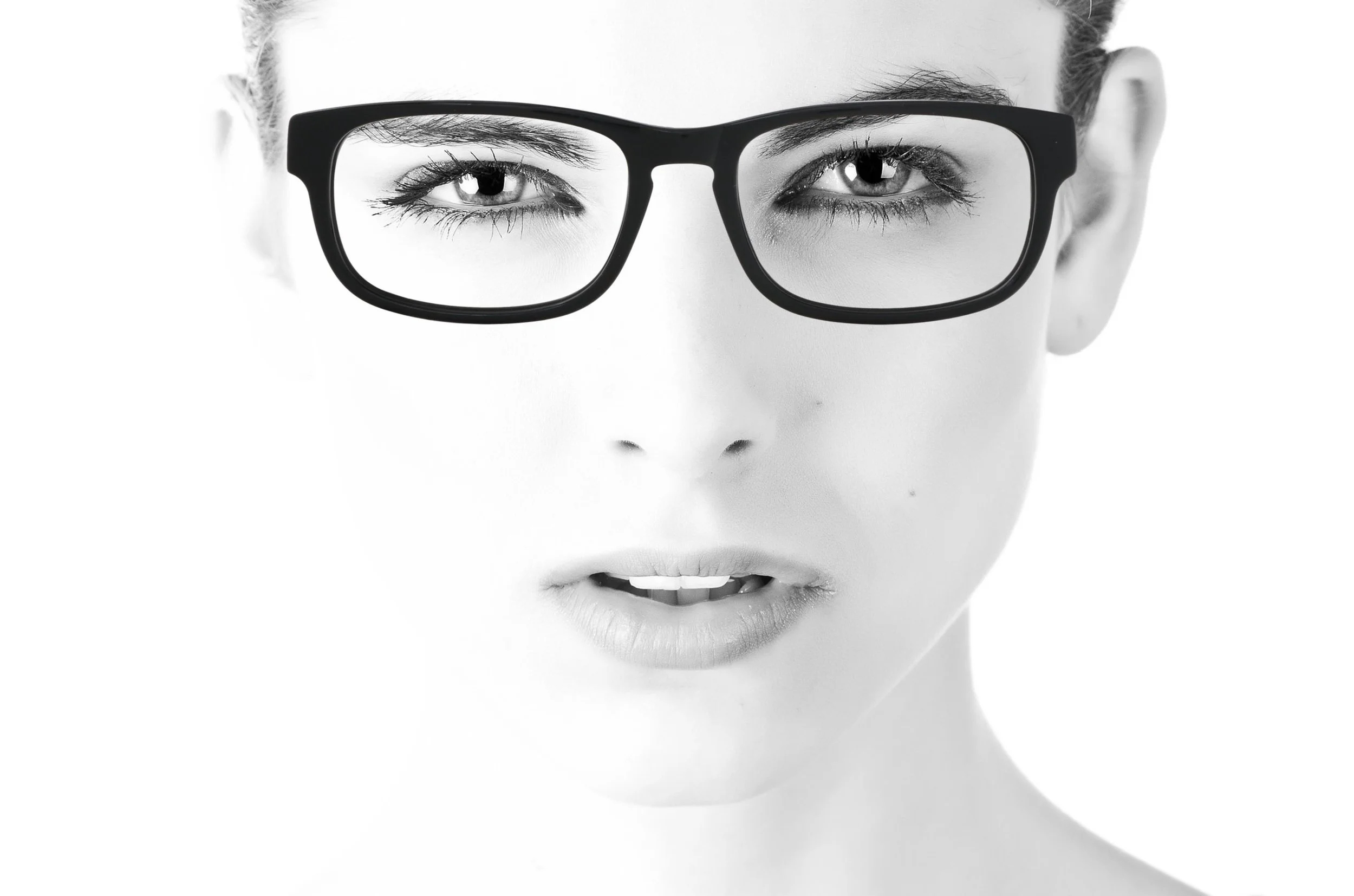 peep eyewear, pocket friendly Toby glasses frame (1).jpg