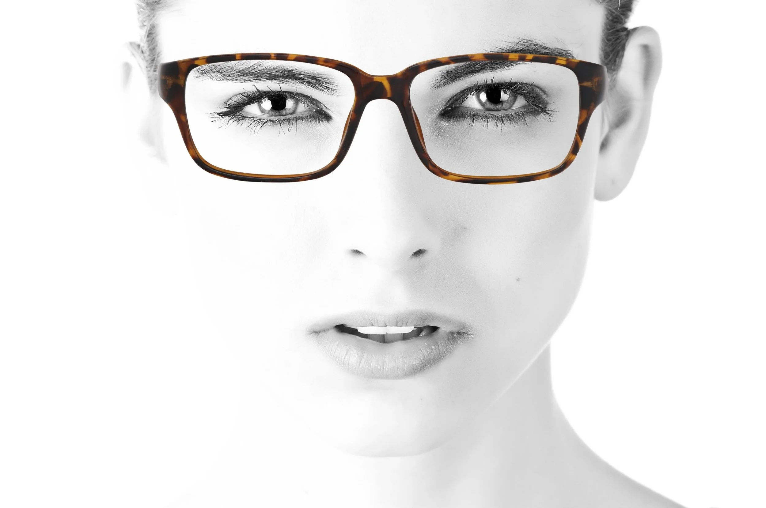 peep eyewear, chunky rectangular glasses Julian (1).jpg