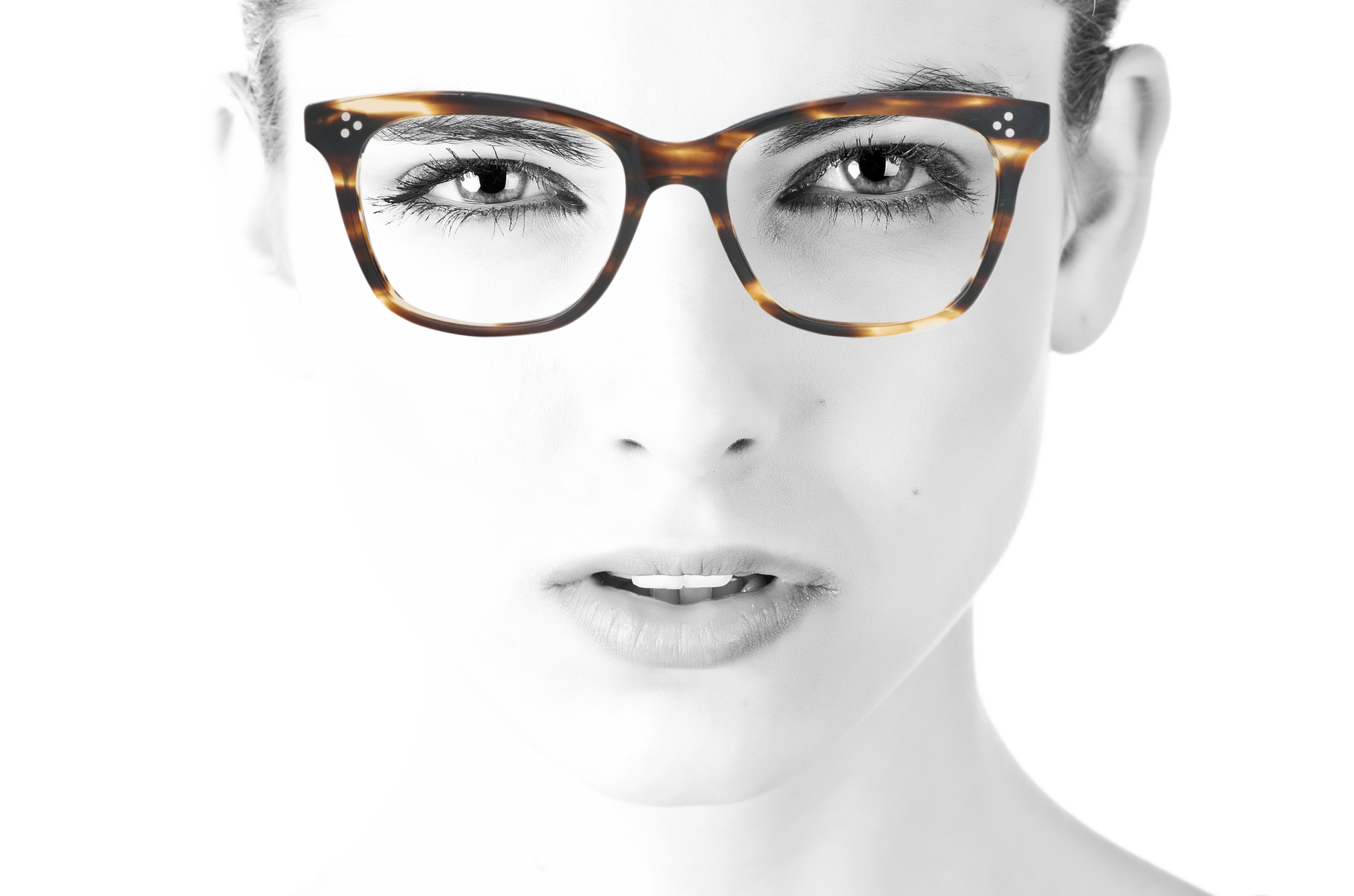 peep eyewear, sustainable Bloobloom, Model glasses (1).png