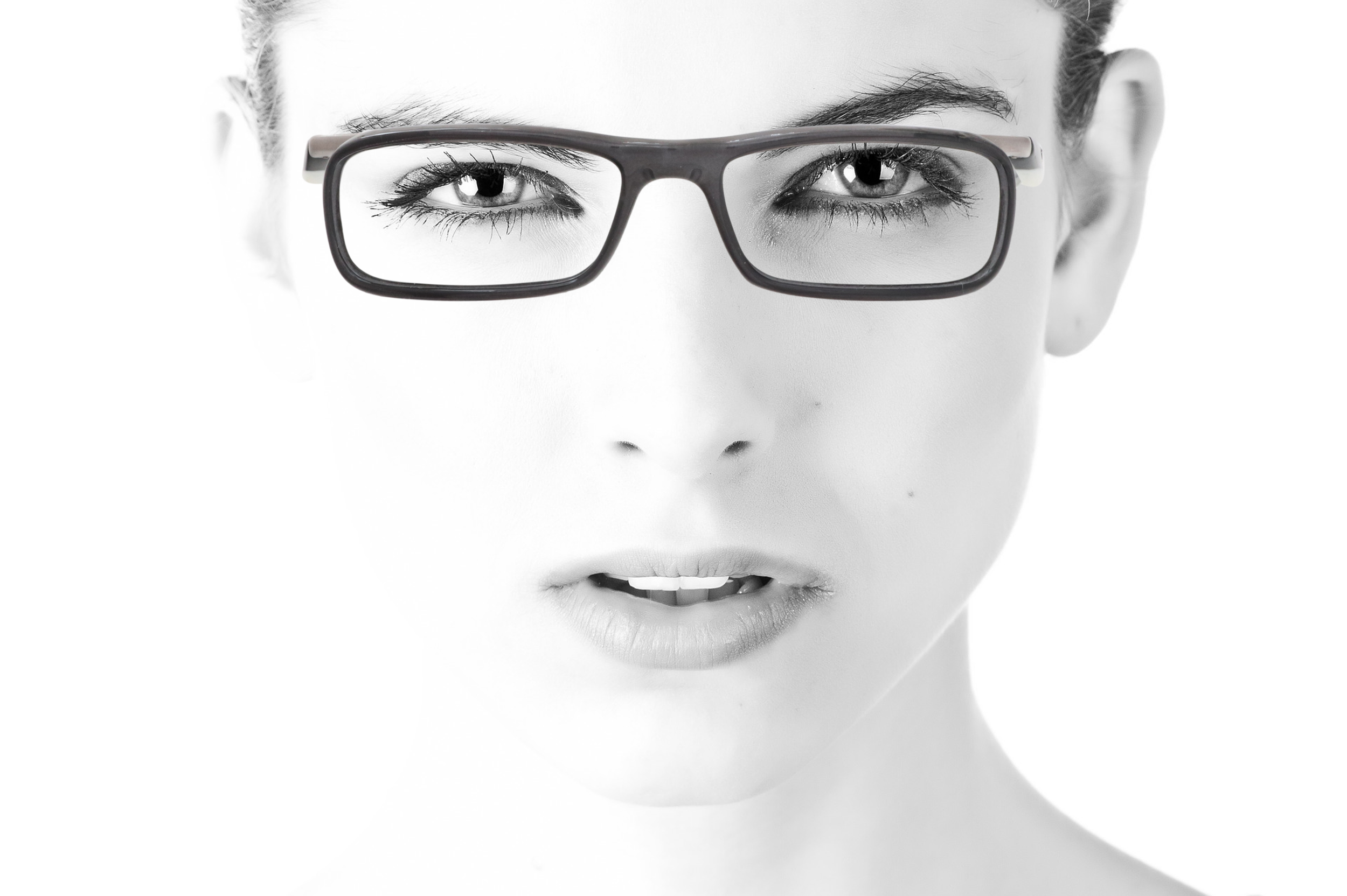 peep eyewear, sporty Zerorh+, Lybra narrow glasses (1).png