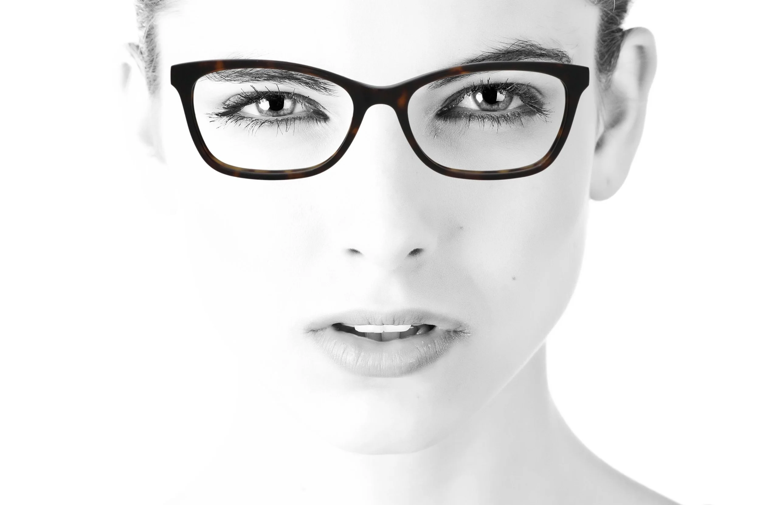 peep eyewear, preloved designer Gucci  GG06130 glasses