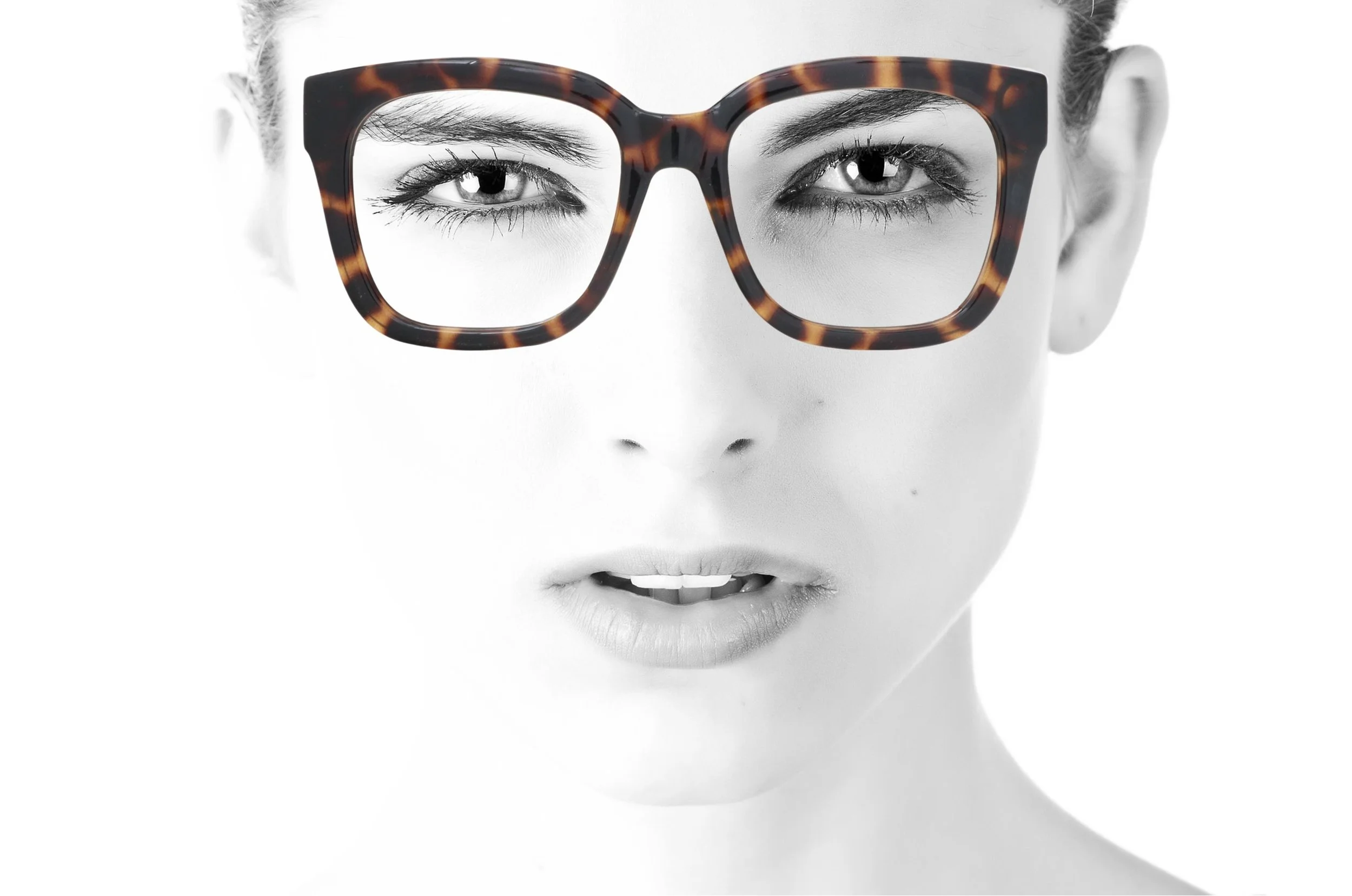 peep eyewear, luxury designer Gucci GG 1338S glasses (1).jpg