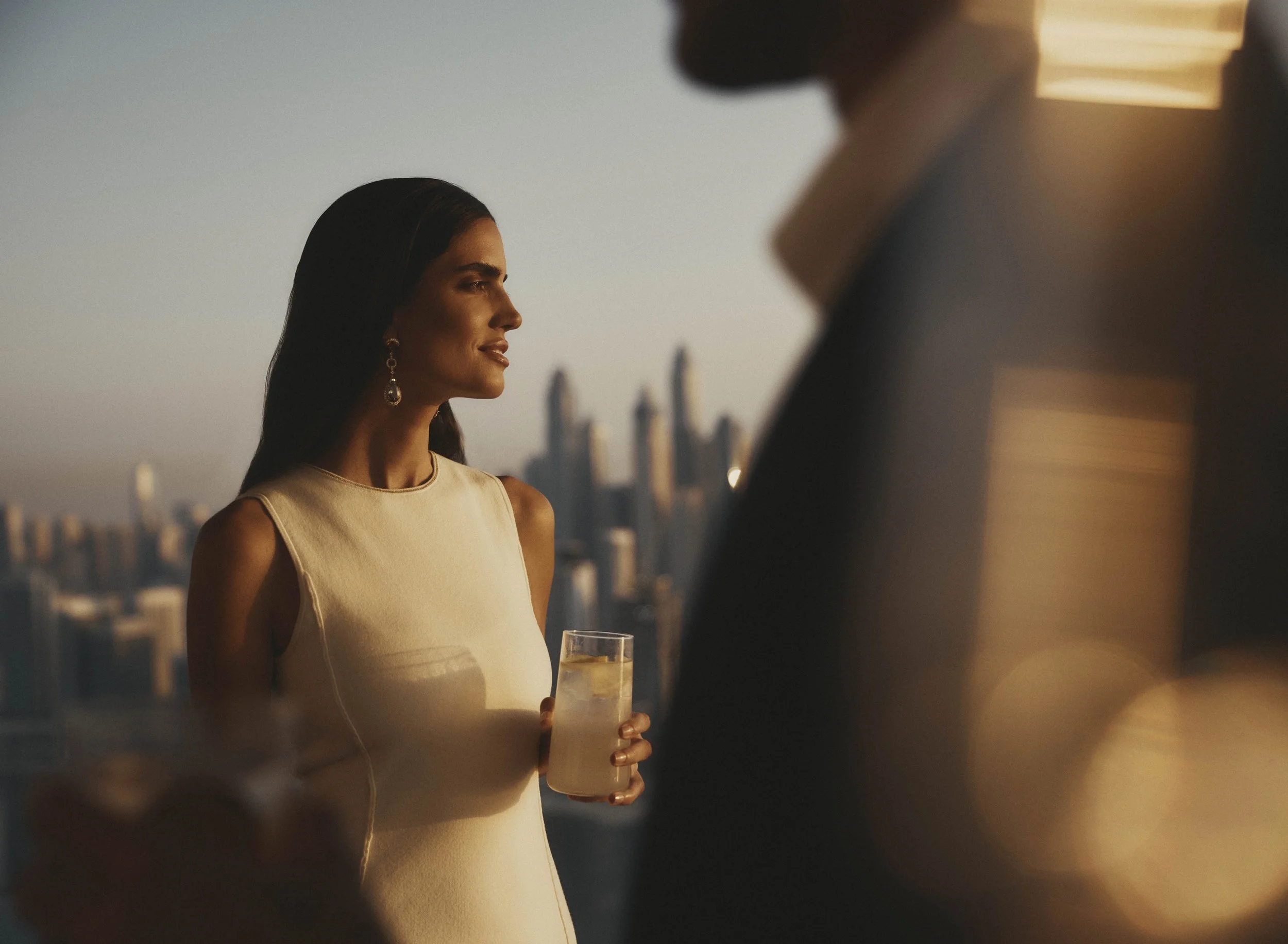 WEB 250505_THE_CLIFFS_01_DECK_540 copy.jpg