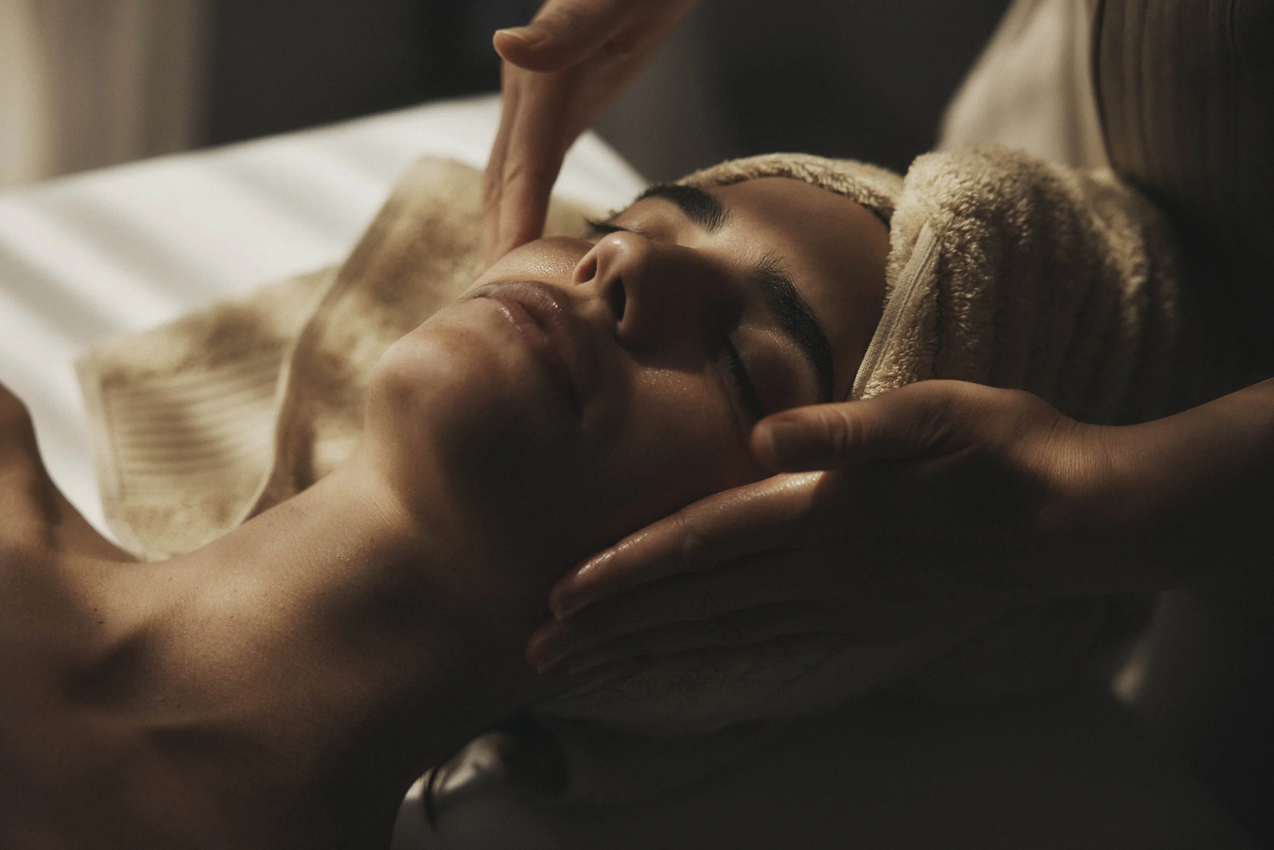 WEB 250505_THE_CLIFFS_04_SPA_025 copy.jpg