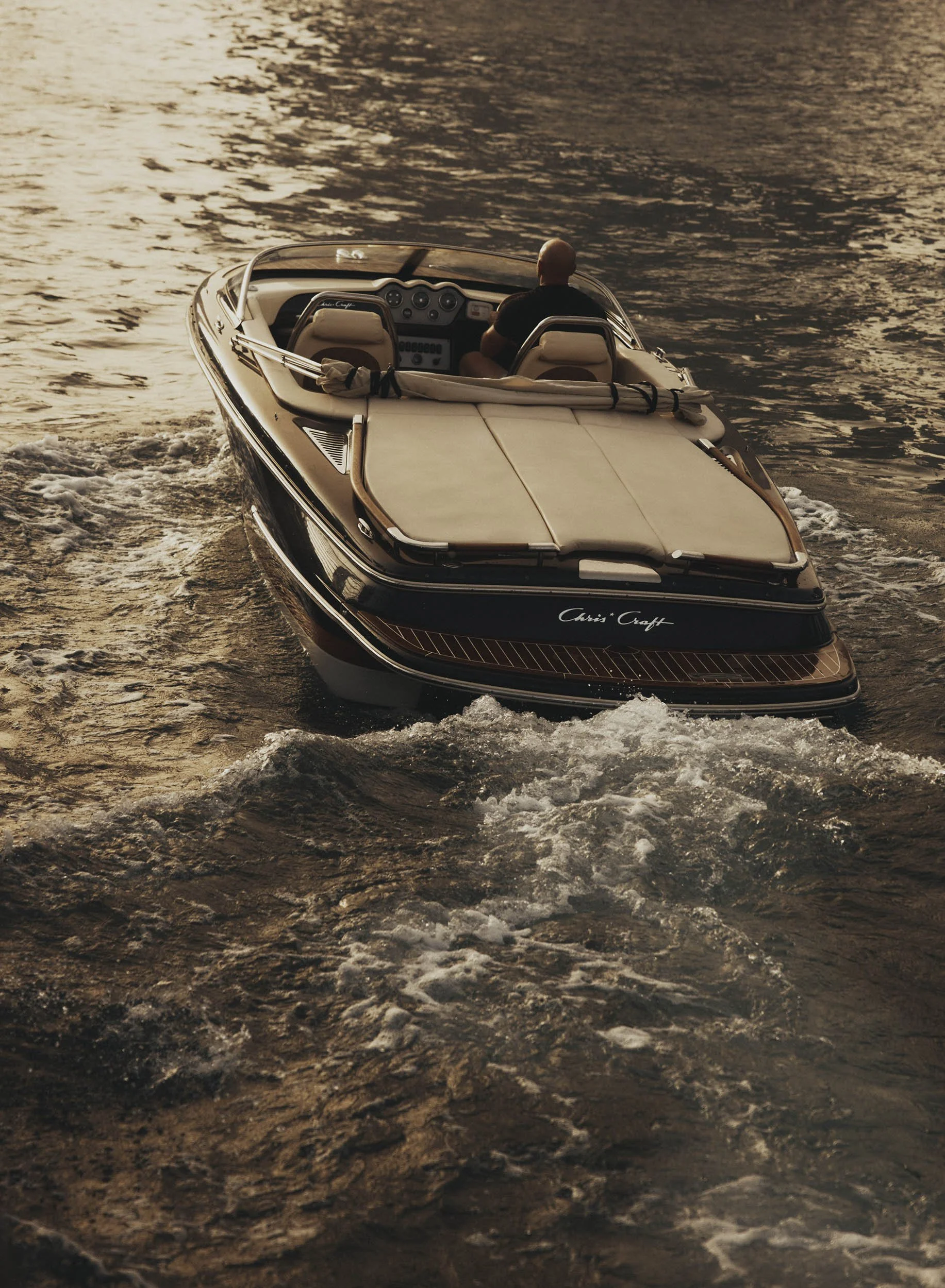 WEB 250505_THE_CLIFFS_08_BOAT_048 1 copy.jpg