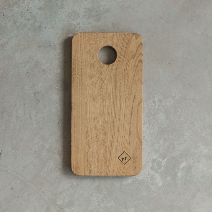 ✨ GEWINNSPIEL ✨
Dieses Jahr verlosen wir 2x zwei exklusive walden-Schneidebretter aus hochwertiger Eiche! 🌿

So nimmst du am walden-Gewinnspiel teil:
◽Folge der walden-Instagram-Seite
◽Like diesen Beitrag
◽Markiere die Person in den Kommentaren, mit