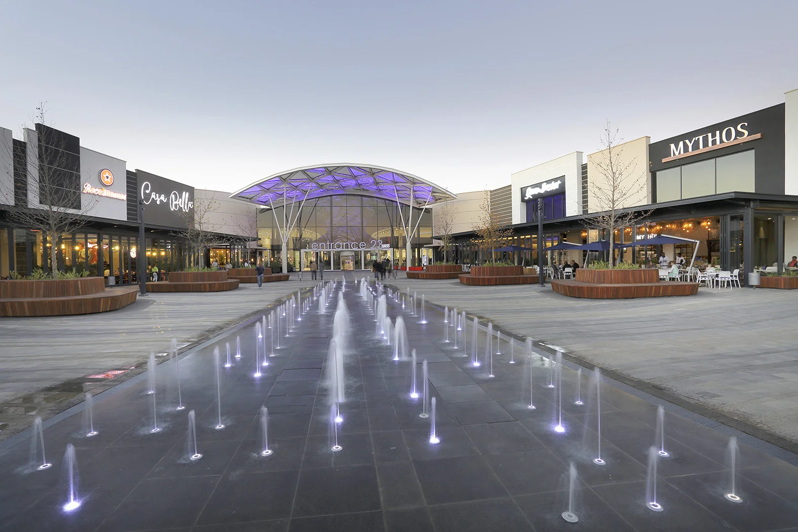 Mall Africa420.jpg