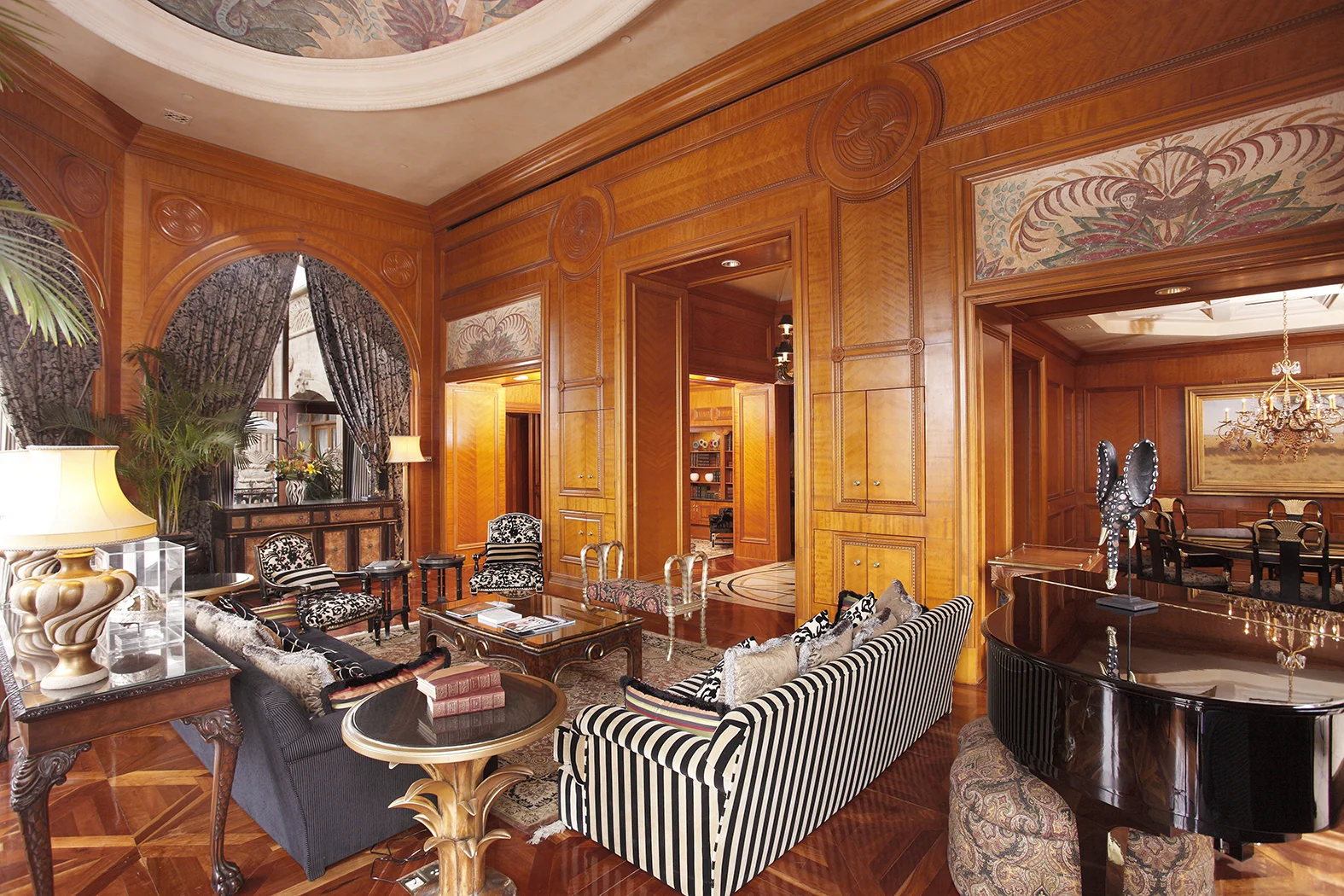 King suite Lounge_057.jpg