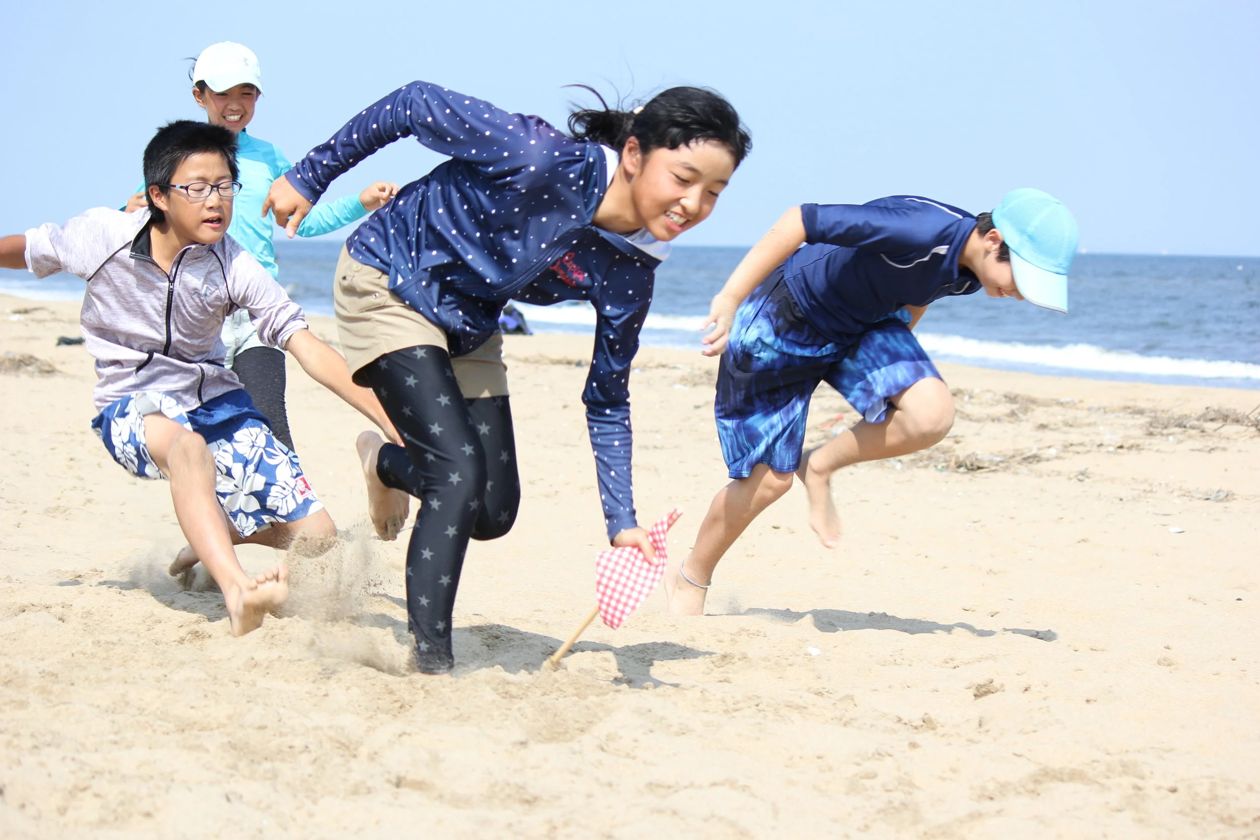 Kids "Active English" lessons and camps.