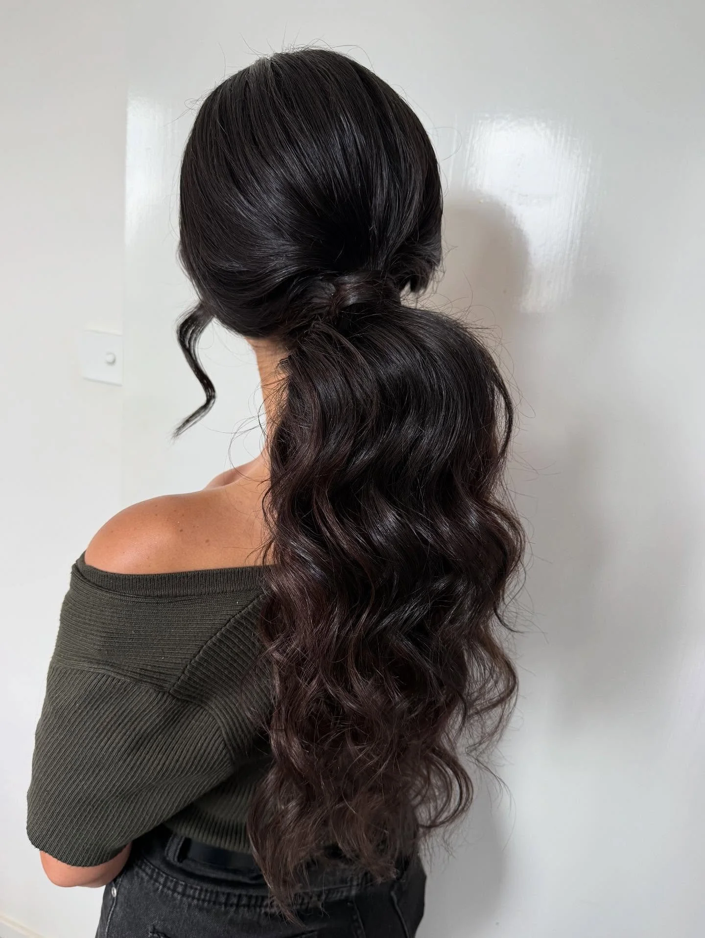 Event hair? Sorted.😍 Chic, glam, and ready for a big night out! Honestly obsessed with how versatile this ponytails is for any event! 👏🏼🔥

@beyondhair_justinemaggio 

Spots open from March 2026! Let&rsquo;s get you sorted 💕

Www.beyondhairjustin