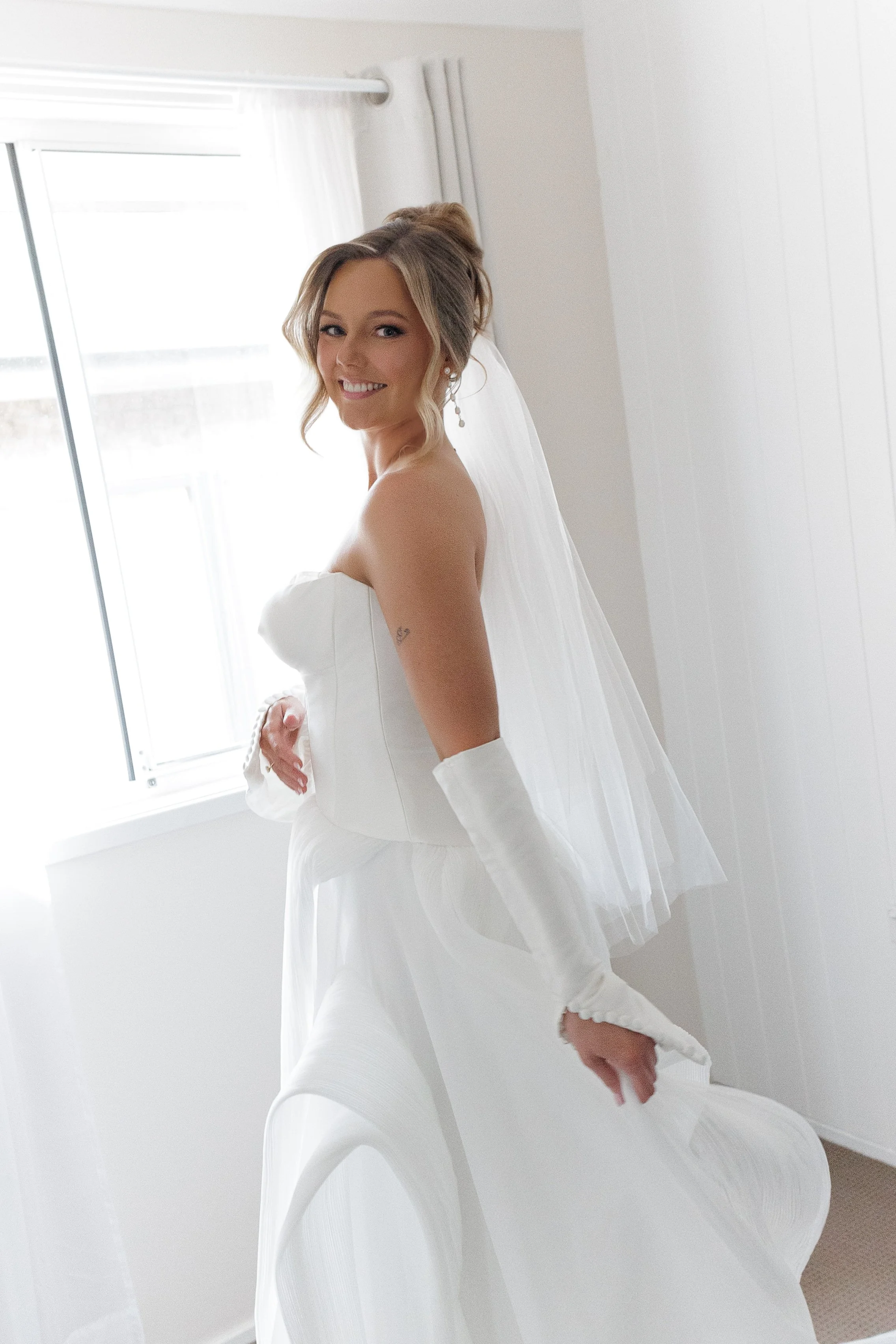 Saltatelier_SydneyWeddingPhotographer_CurzonHall_TashaJeremy_18 (1).jpg