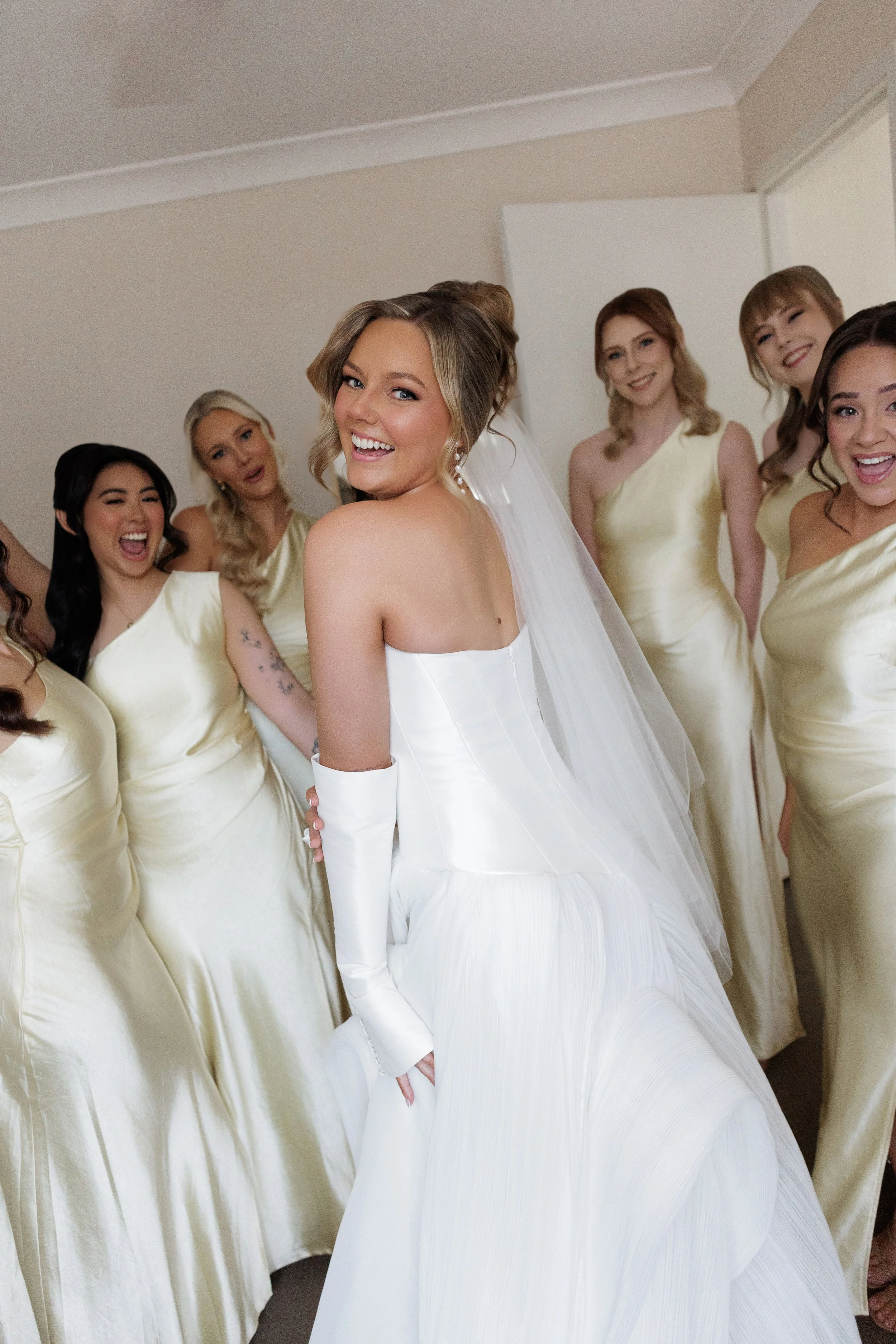 Saltatelier_SydneyWeddingPhotographer_CurzonHall_TashaJeremy_25 (1).jpg