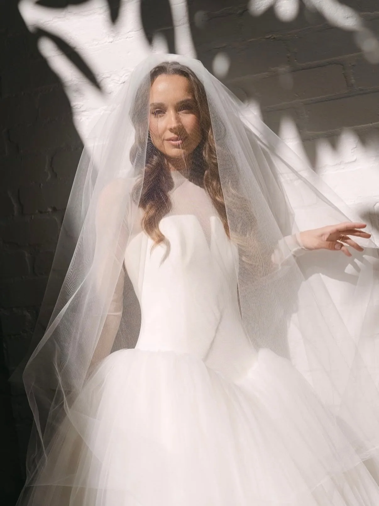 I knew this one was going to be good&hellip;🤍 

I&rsquo;d already been obsessed with the hair but seeing it all together with this dress and veil was one of those &ldquo;okayyyy, we did that&rdquo; moments. 😂

And yes&hellip; I definitely stood the