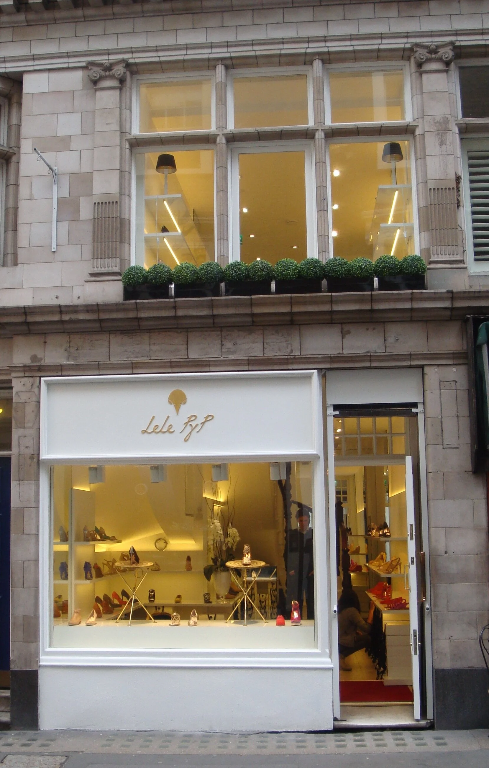 Lele PyP Stafford Street.JPG