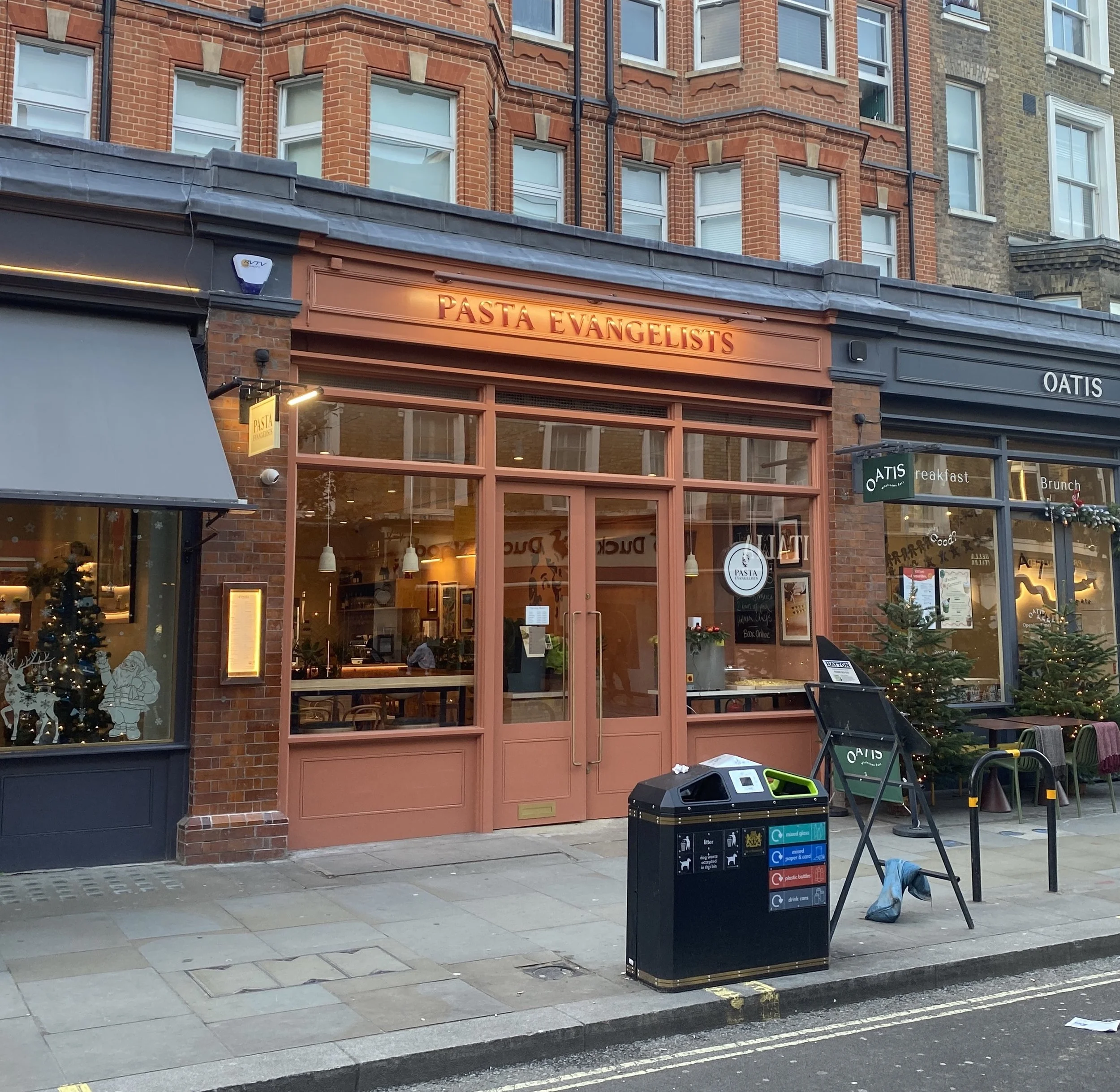 Pasta Evangelists Queensway 26 Nov 25.jpg