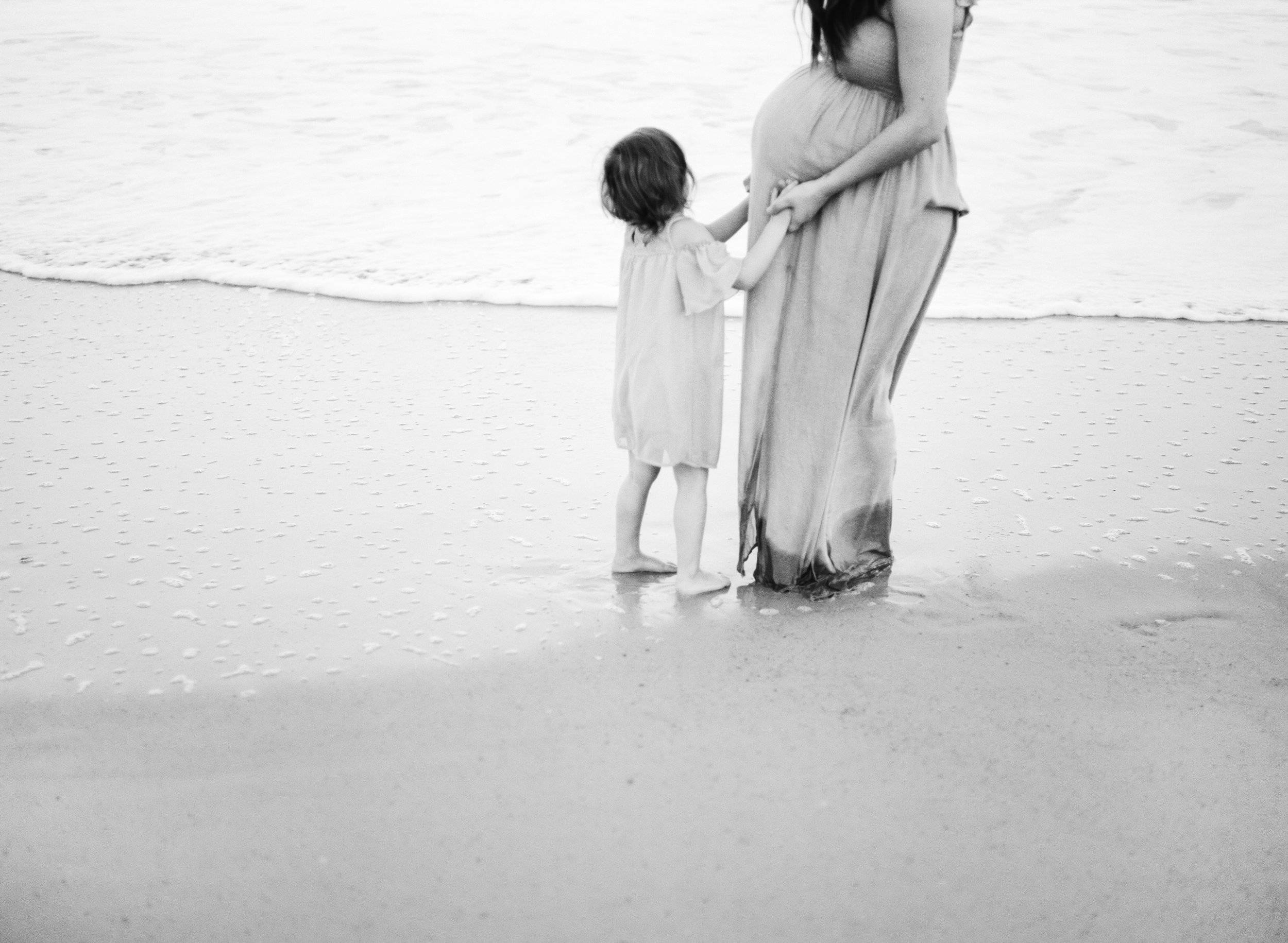 north-carolina-film-photographer-beach-family-session