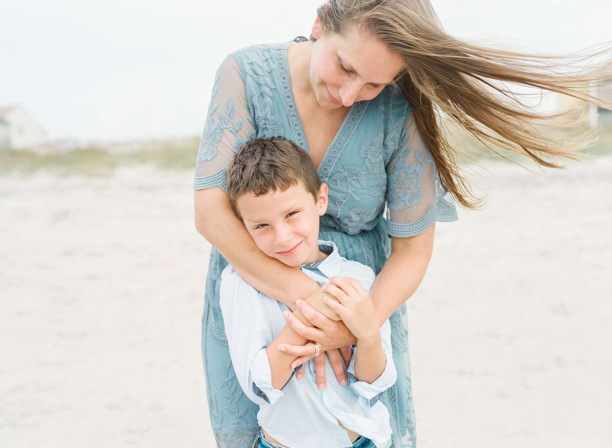 emerald-isle-beach-family-film-photographer-lifestyle