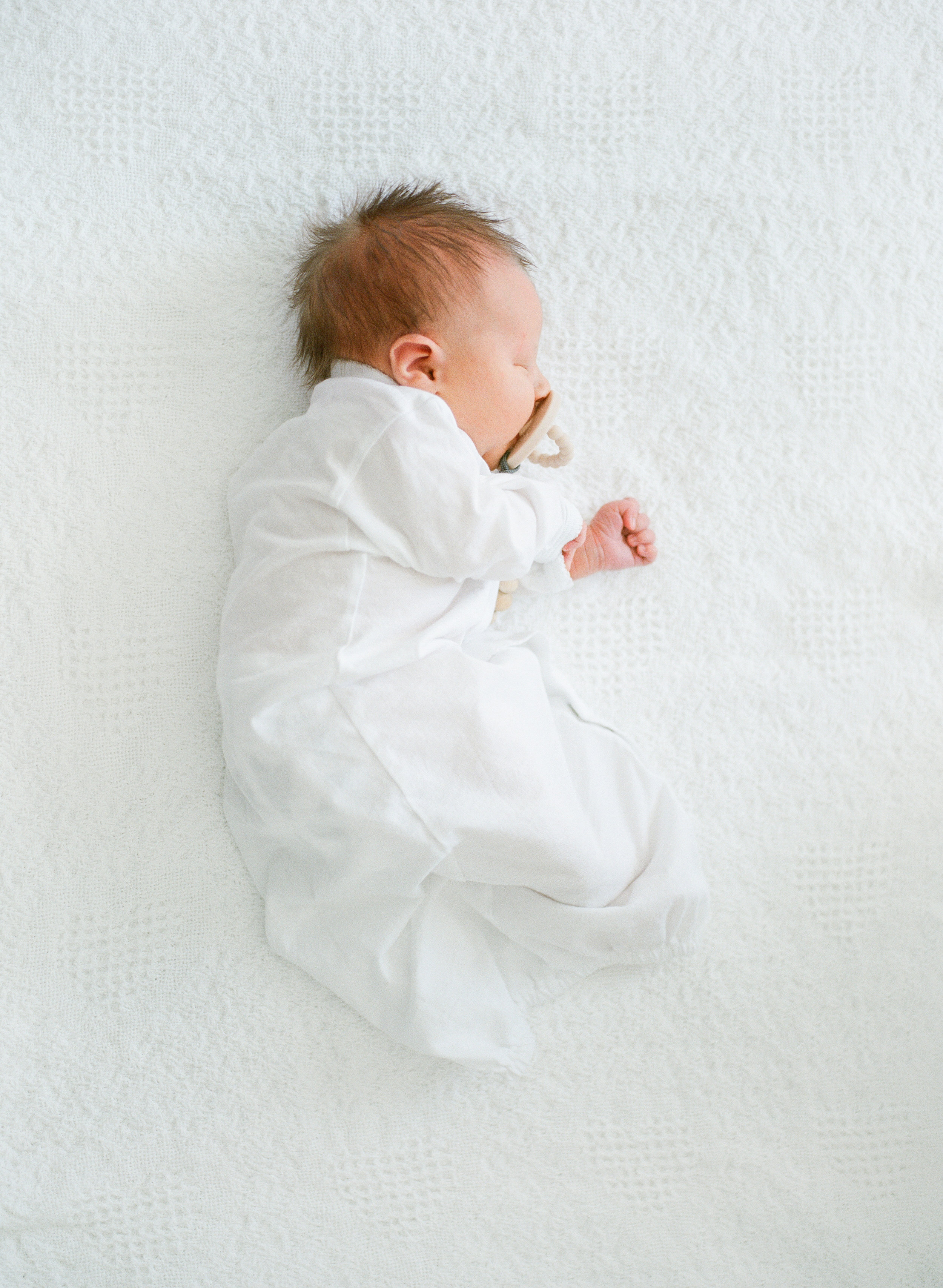 raleigh-natural-newborn-baby-film-photography-004
