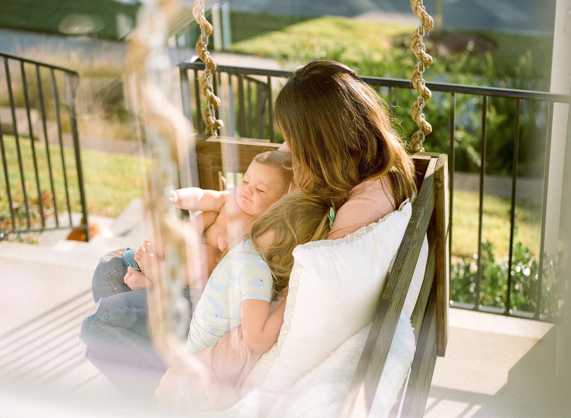 raleigh-motherhood-lifestyle-family-photography-001