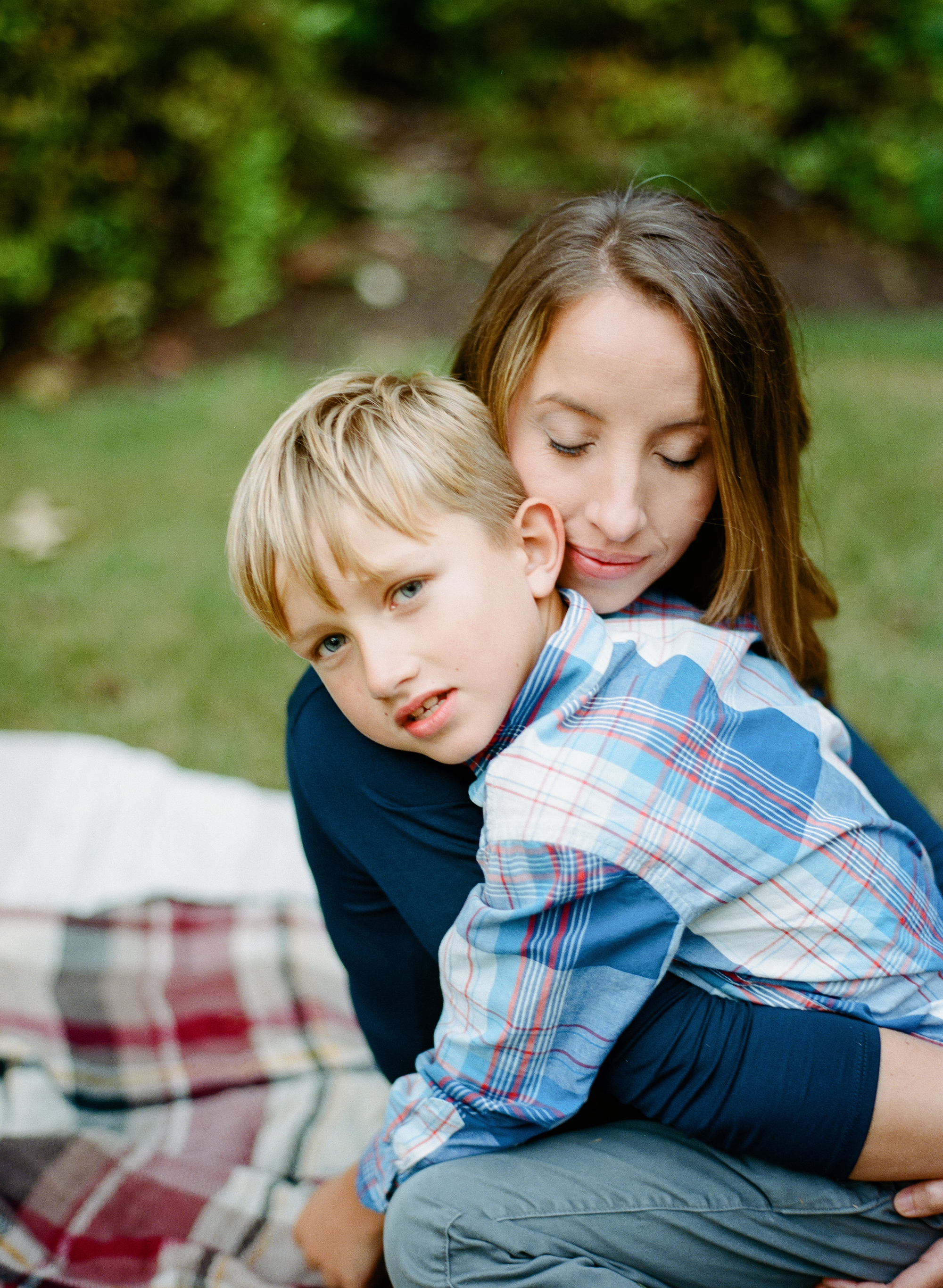 raleigh-lifestyle-fall-family-photographer-fred-fletcher-park-001