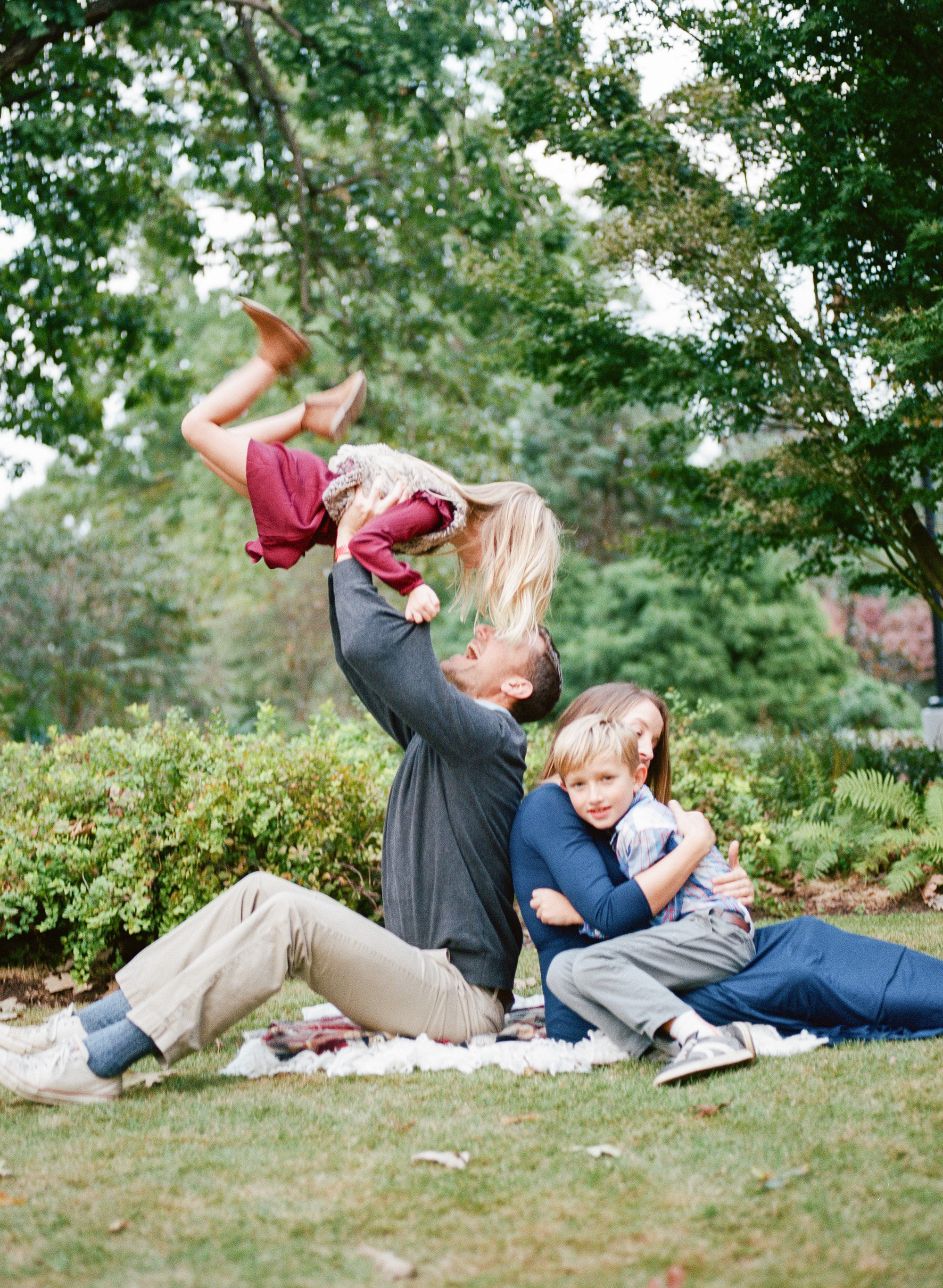 raleigh-lifestyle-fall-family-photography-fred-fletcher-park-001