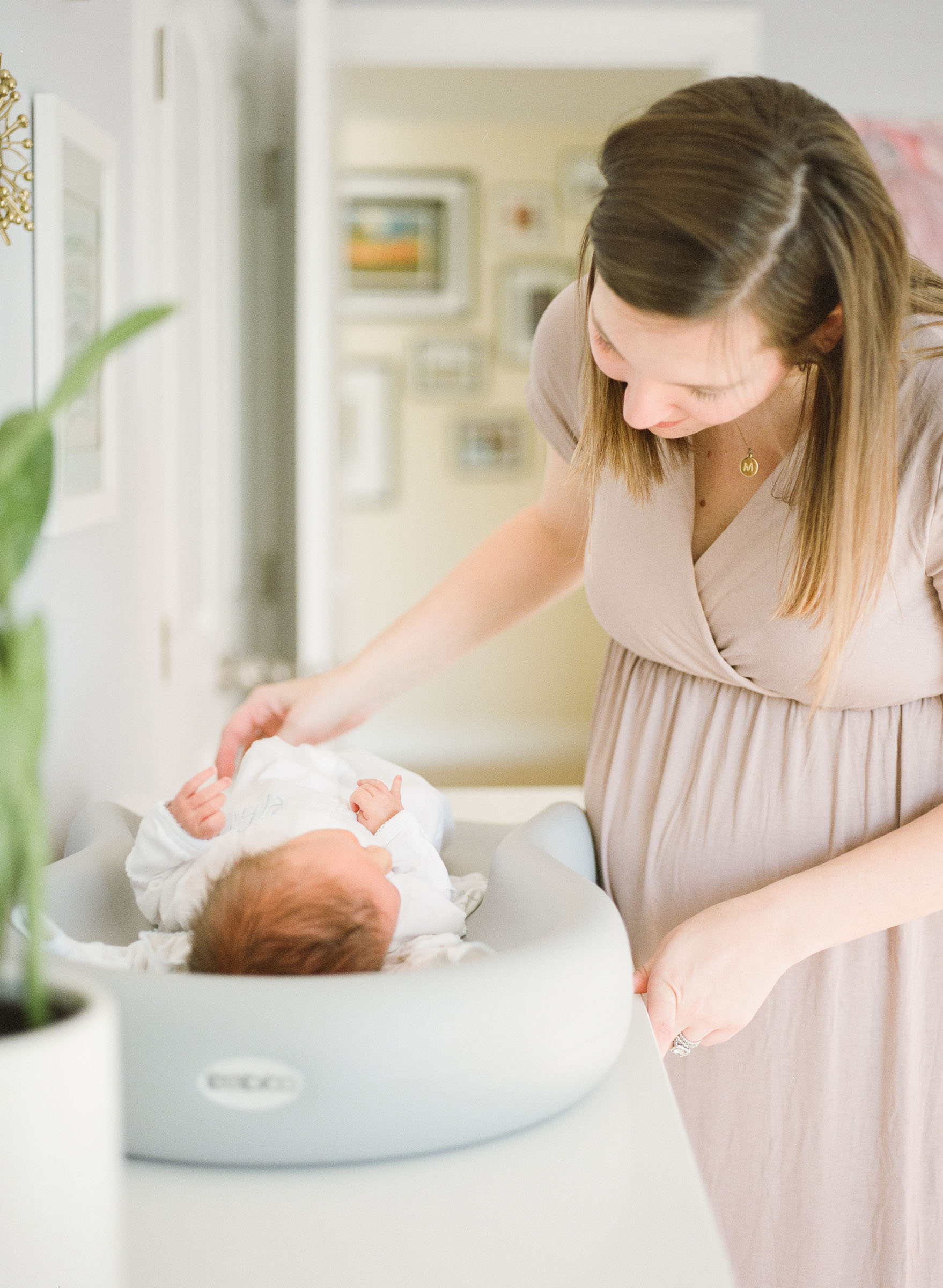 raleigh-lifestyle--baby-newborn-family-film-photographer-baby-photos-001