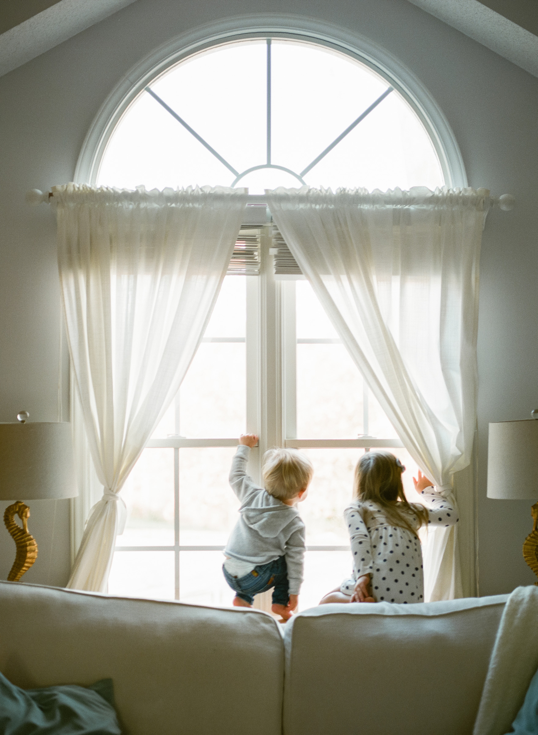 raleigh-family-film-photographer-home-session-maternity-baby-011