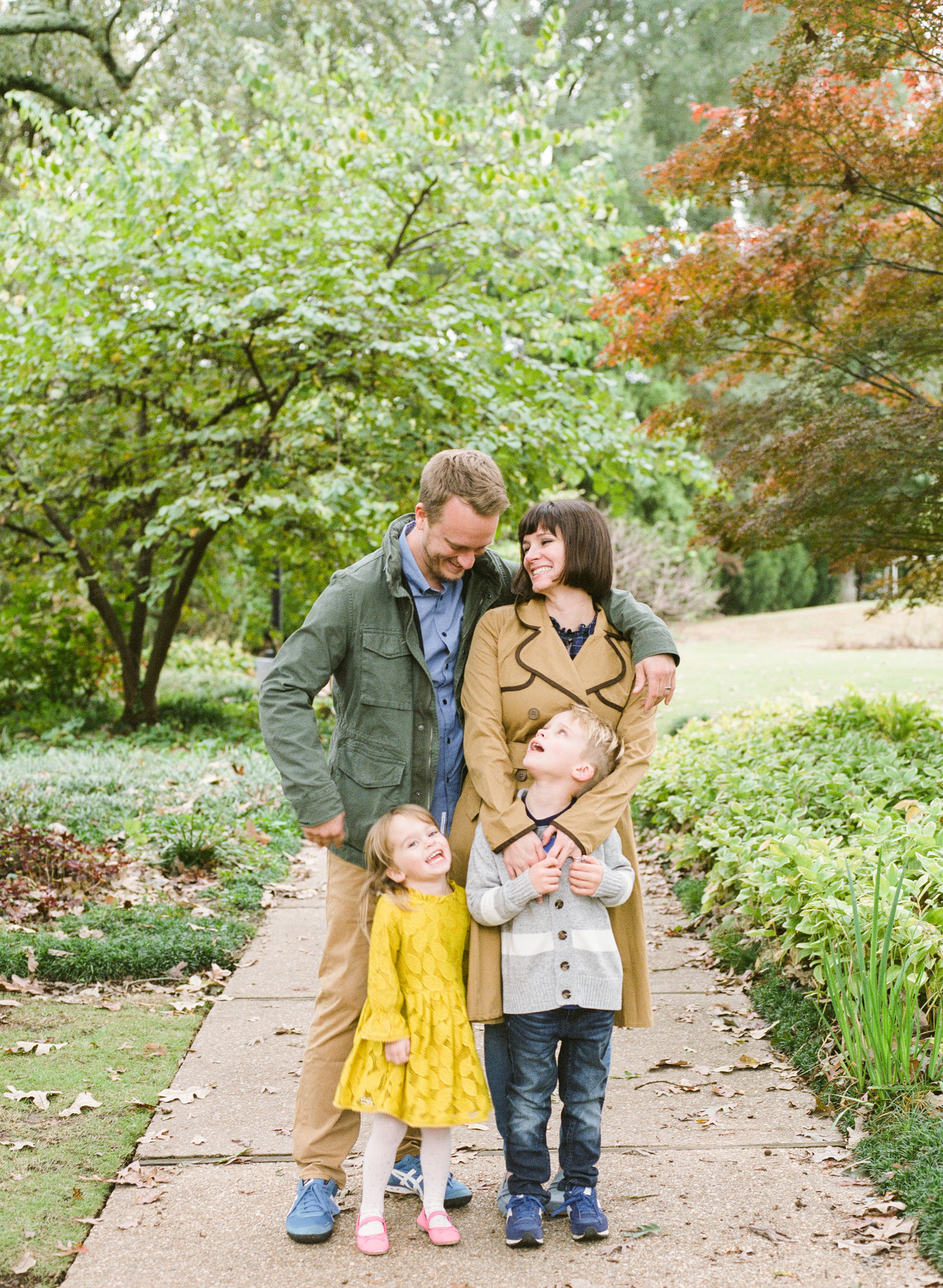 raleigh-fall-family-photographer-fall-session-fred-fletcher-park-002
