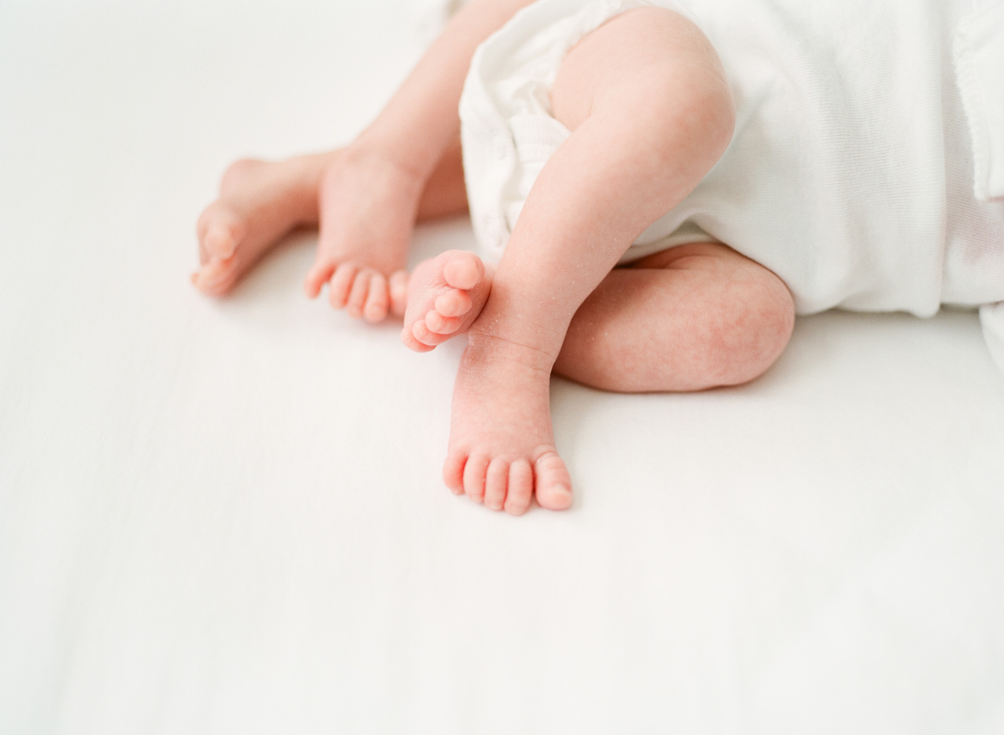 affordable-newborn-photographer-raleigh-wake-forest