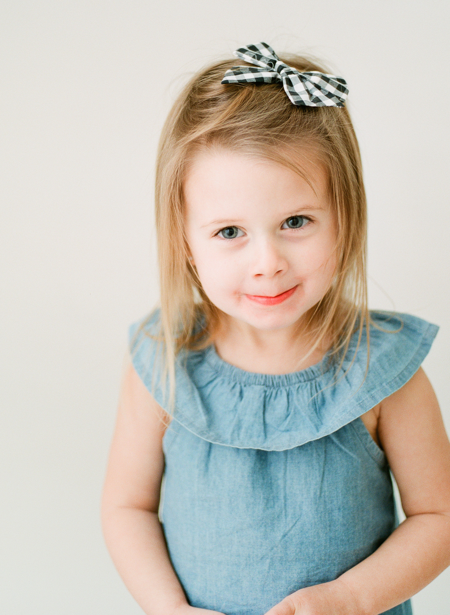 beautiful-studio-family-mini-session-photographer-raleigh-wake-forest