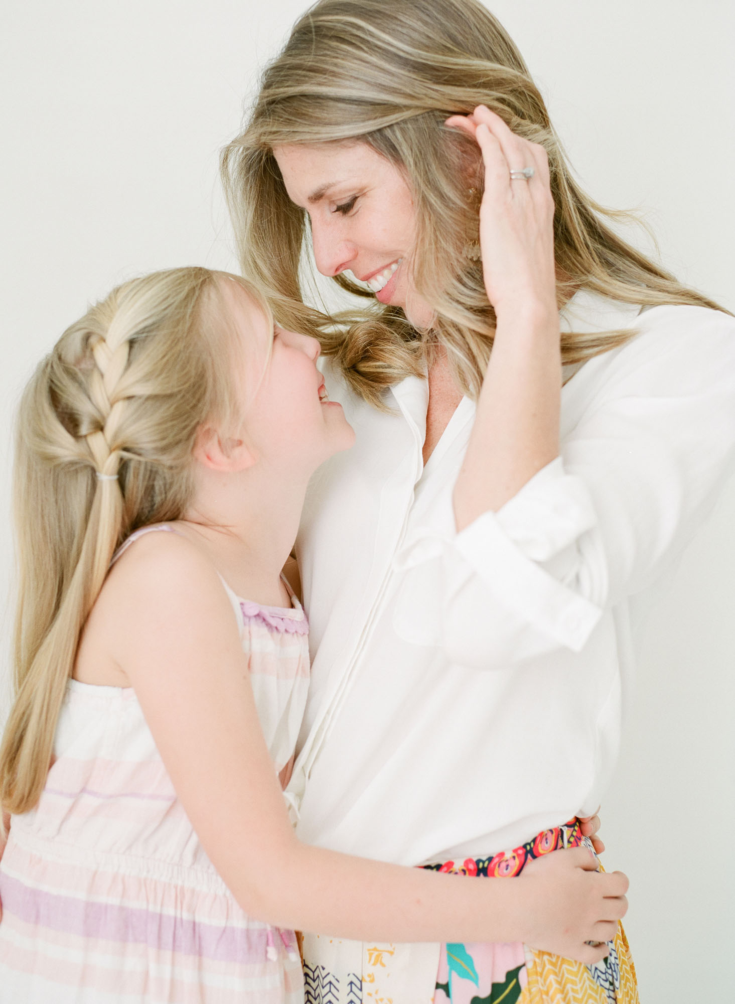 family-photographer-wake-forest-nc-motherhood-studio-portraits-003
