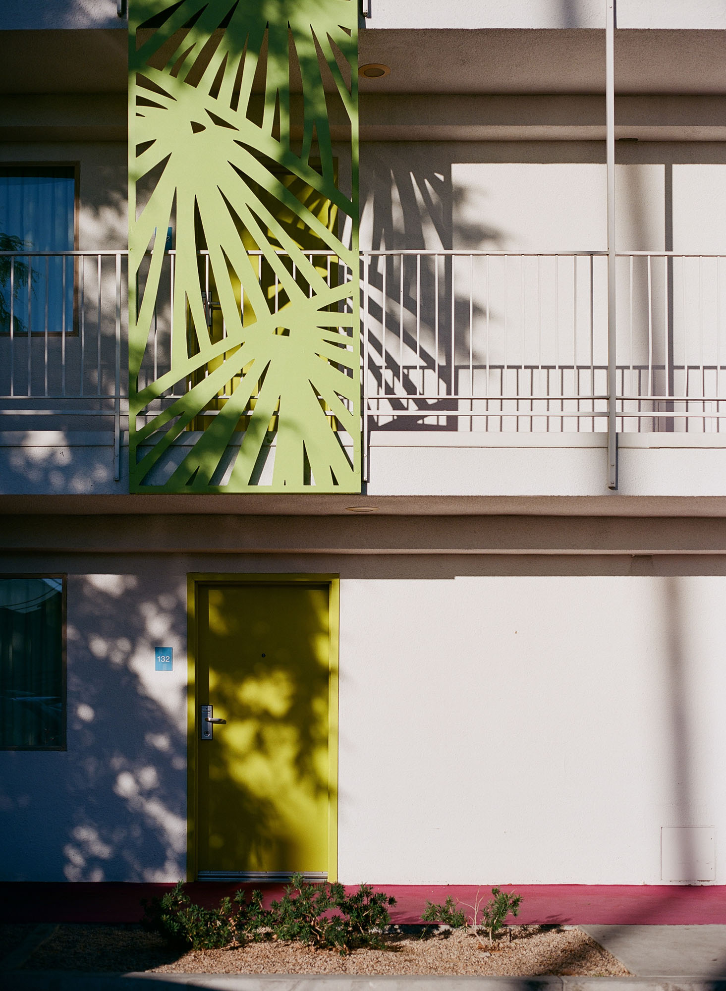 the-saguaro-hotel-palm-springs-california-film-photography-travel-photographer-003