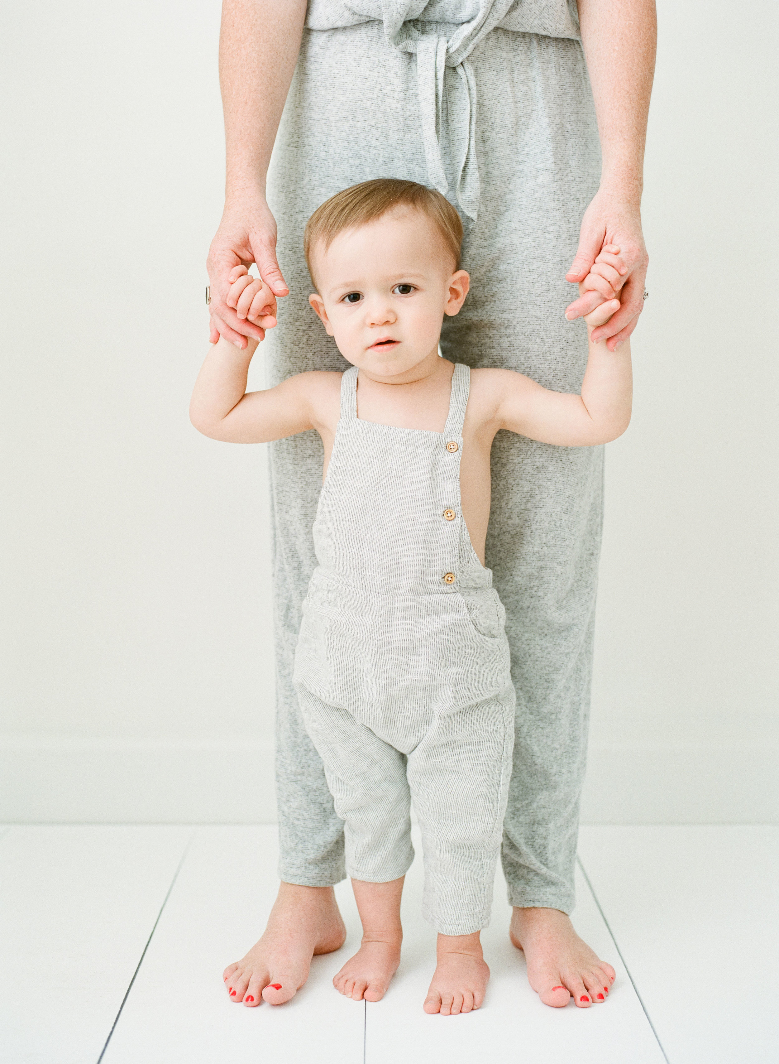 wake-forest-family-photographer-studio-milestones-baby
