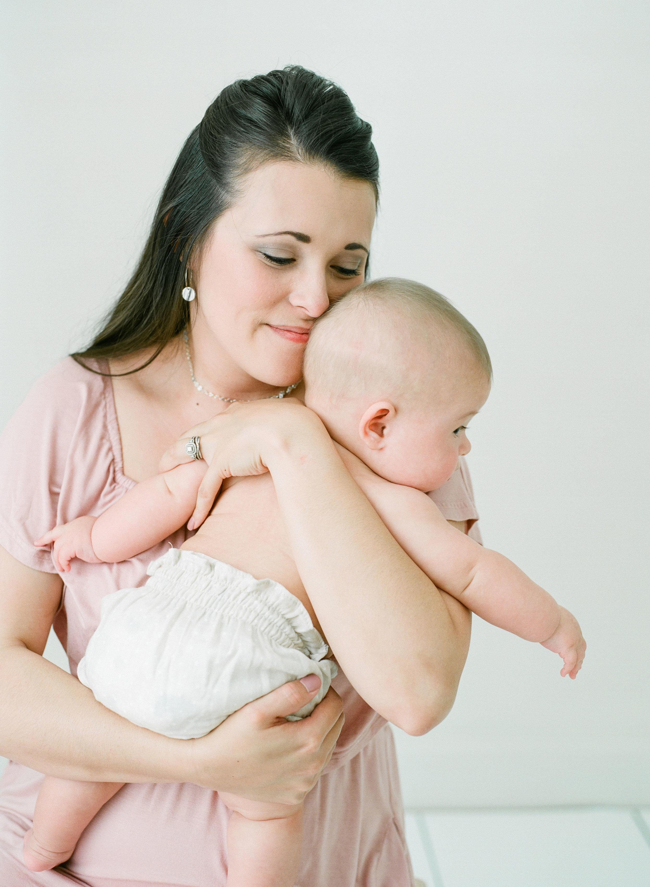raleigh-baby-photographer-studio-newborns-children-photography-002