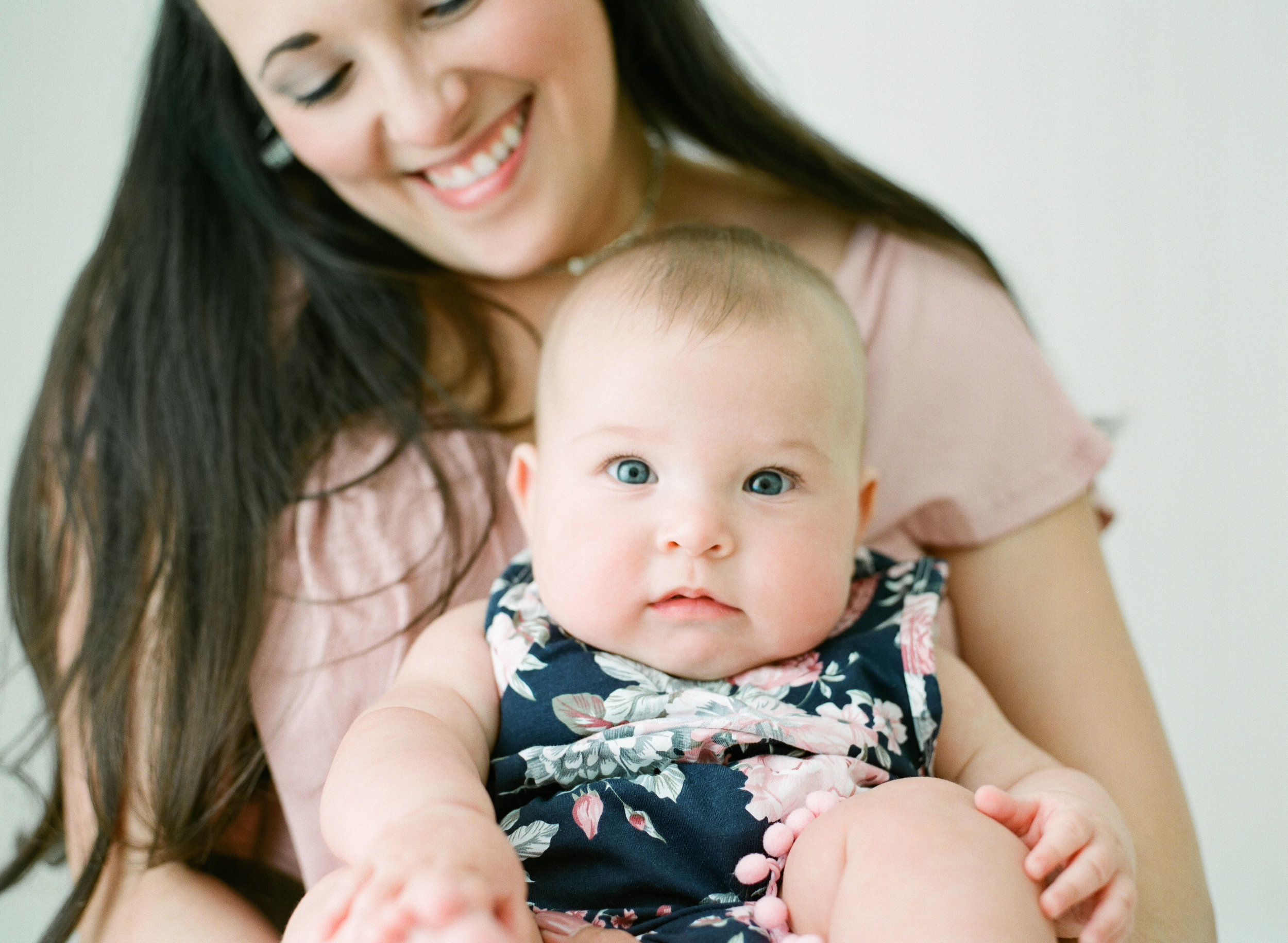 wake-forest-baby-photographer-studio-raleigh-childhood-001