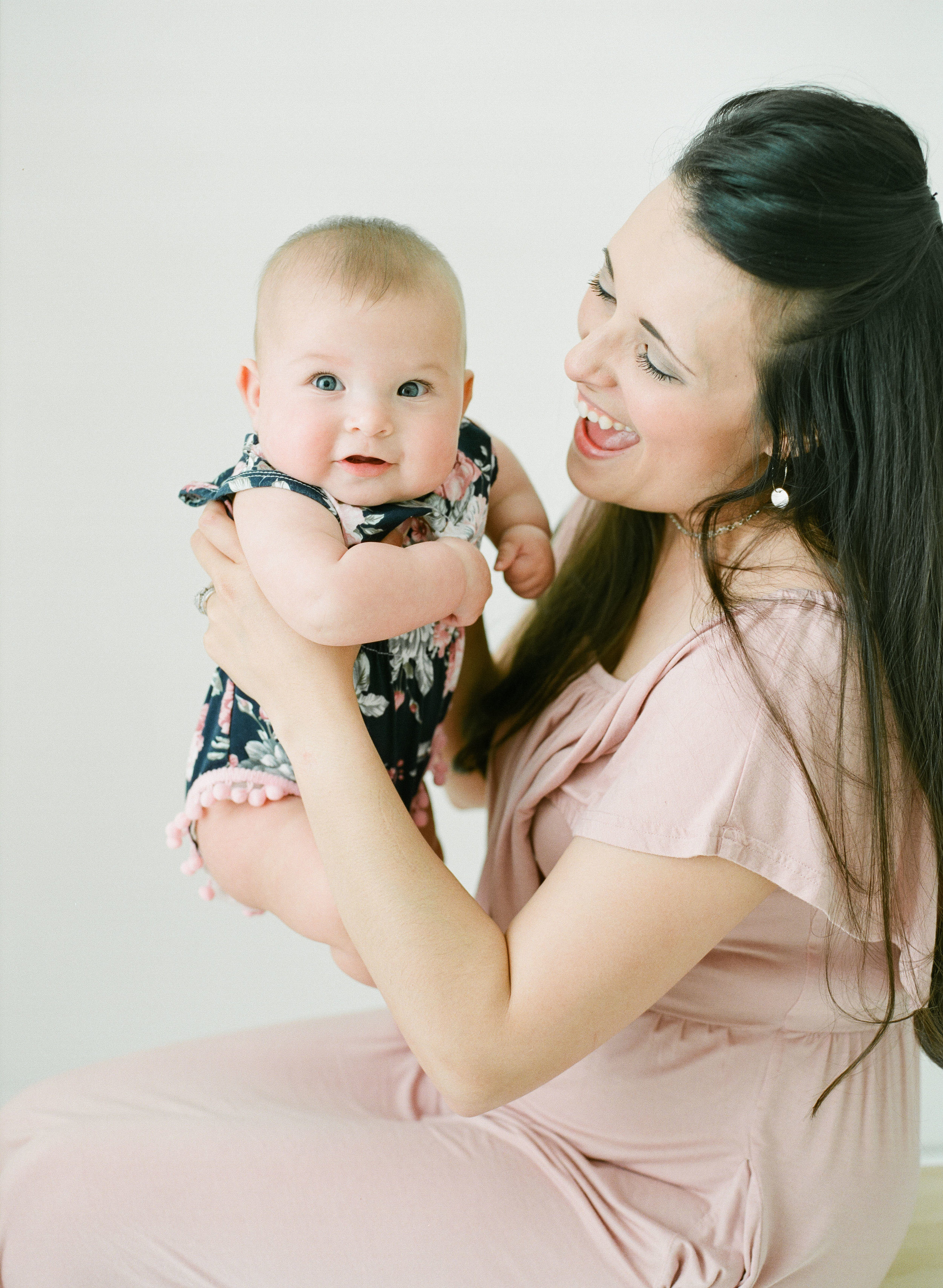 wake-forest-baby-photographer-studio-raleigh-childhood-002
