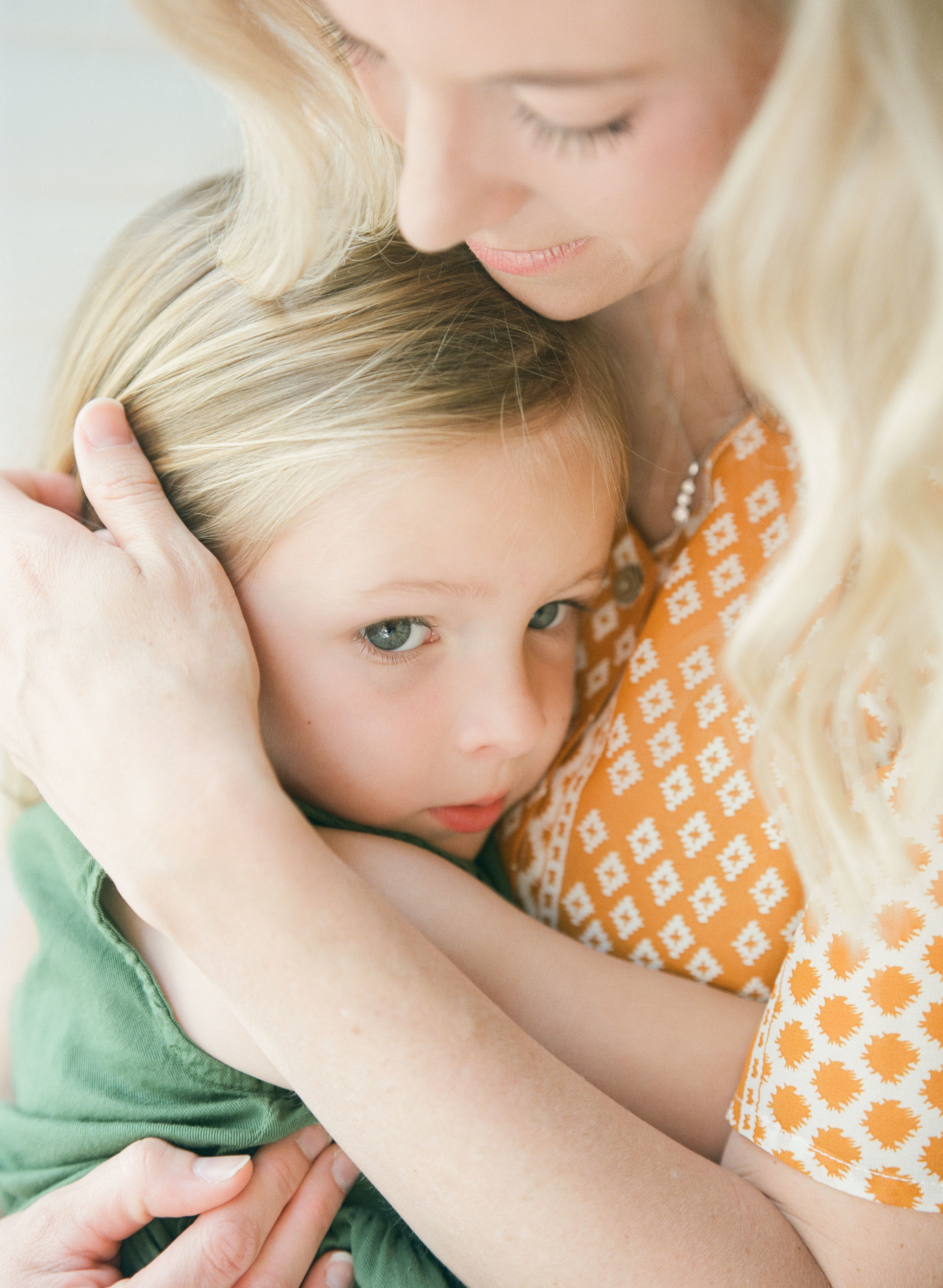 raleigh-family-photography-in-home-session-wake-forest-family-photography-005