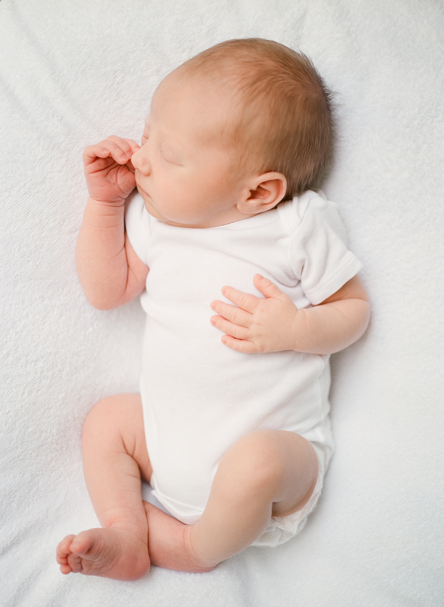 raleigh-newborn-photographer-lifestyle-baby-session-009