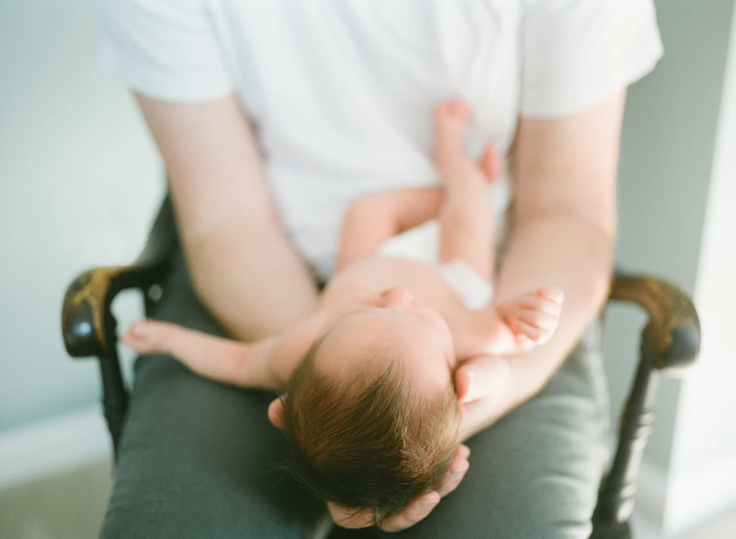 raleigh-lifestyle-newborn-baby-photographer-lifestyle-photography-006