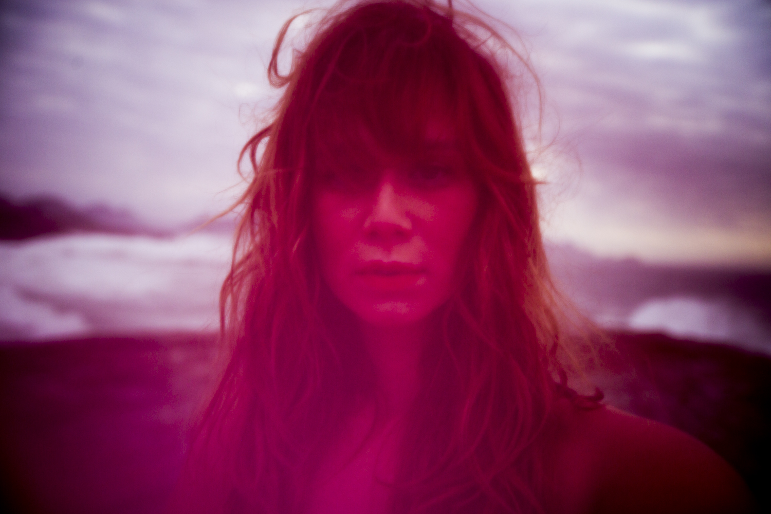 MariXimenes_OuiSimone_PINK.jpg