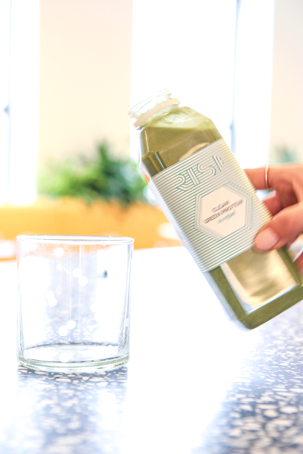 RISExGrassroots_greensmooothie_new.gif