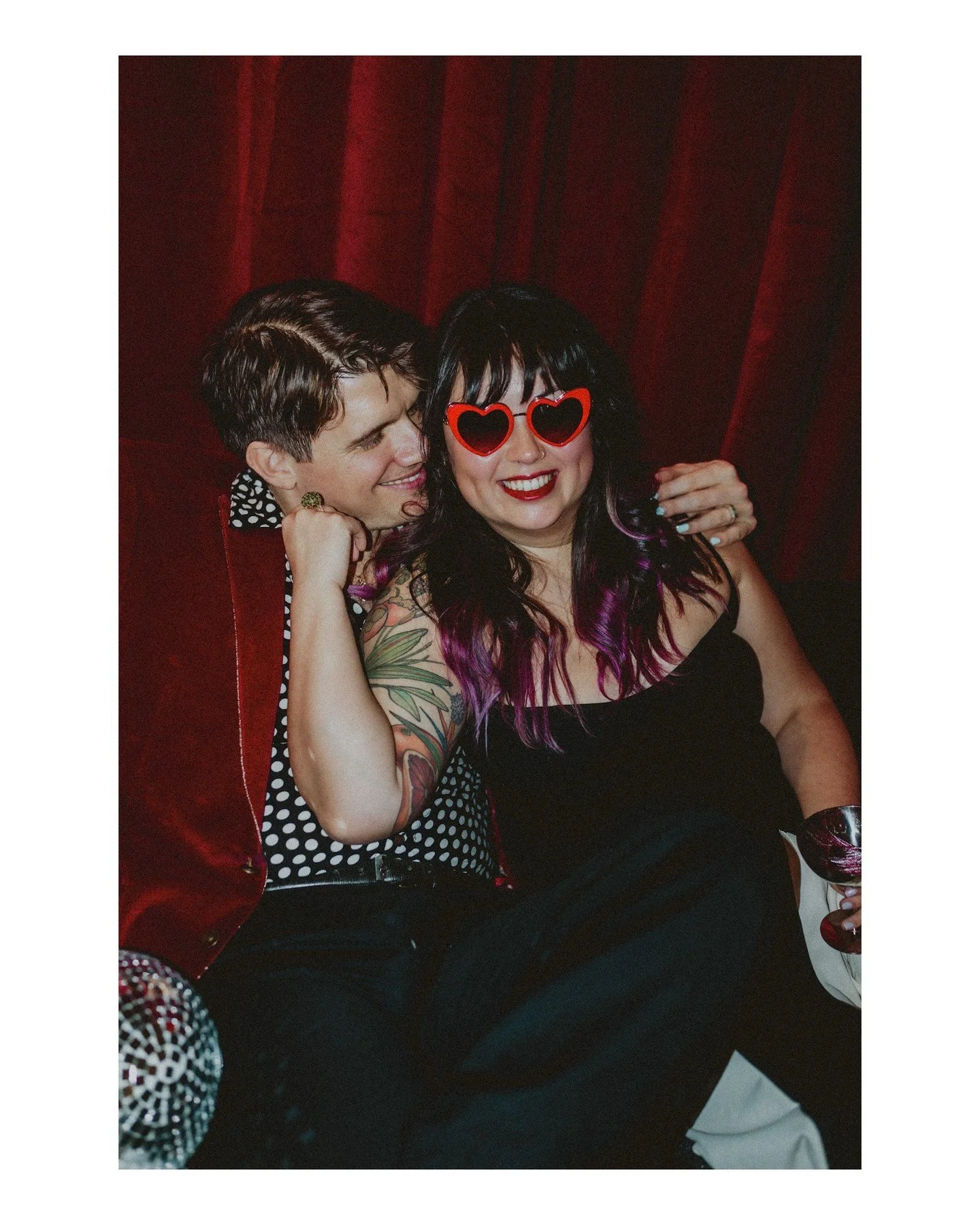 More images from the 𝗟𝗼𝘃𝗲𝘀𝗶𝗰𝗸 𝗚𝗮𝗹𝗹𝗲𝗿𝘆, put together by @velvet_rentals, @miriameventscowas, and @atmosphericflorala, (try and make me stop posting about this, I dare you). Definitely check it out while it's up this week at the Madison 