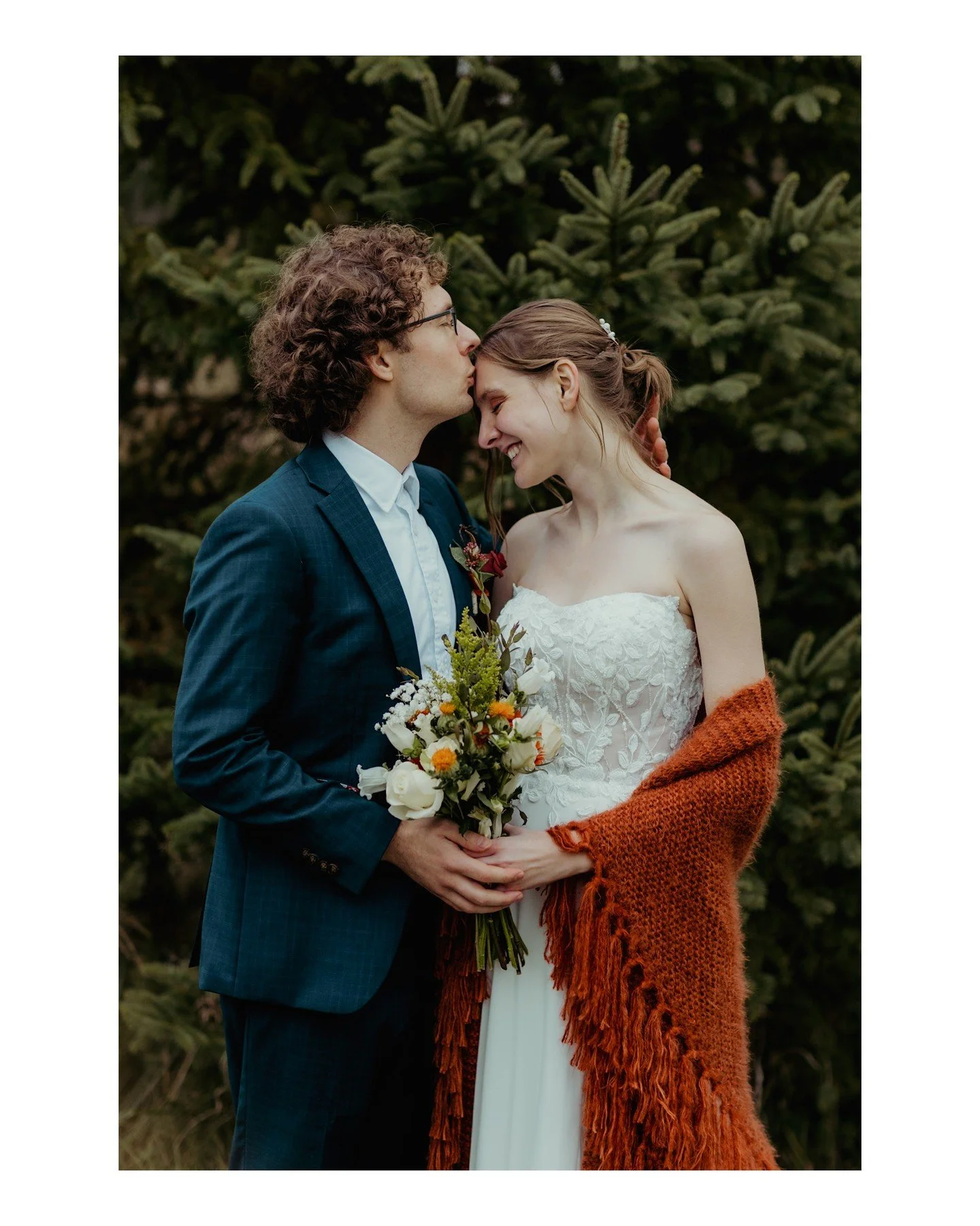 Whatever your wedding day looks like, I encourage you to take a little time out of your day to spend with each other. These intimate moments in the chaos of a fun but very hectic wedding day are so important for helping you feel connected to your par