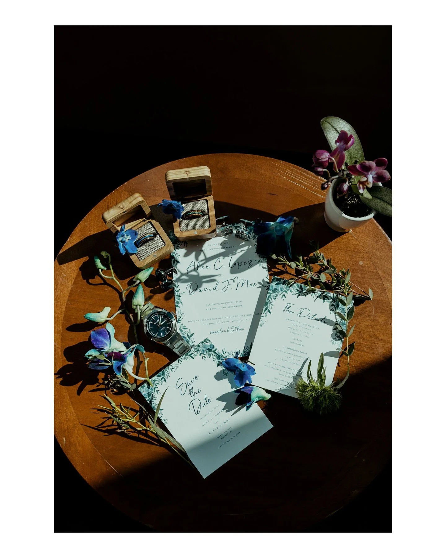 Shout out to all the florists who include extra florals for wedding detail flat lays. You're the real MVPs!
.
.
.
.
.
.
Folks who made this wedding awesome: 
 - The Couple: @david.moe86 + @lopezac15
 - Suits: @nl_suits
 - DJ: @flux.vj
 - Florals: @th
