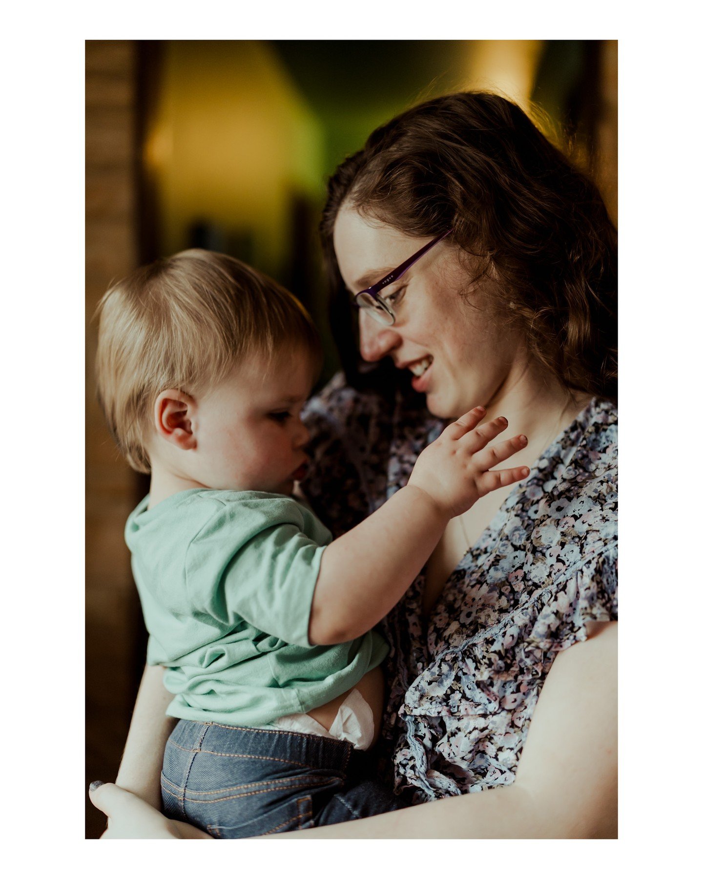 Biggest lessons learned so far this year? At-home lifestyle sessions are so personal and beautiful and intimate, especially with little ones! Don't stress about the mess, you'll cherish these memories in the place you're most comfortable! 
.
.
.
.
.
